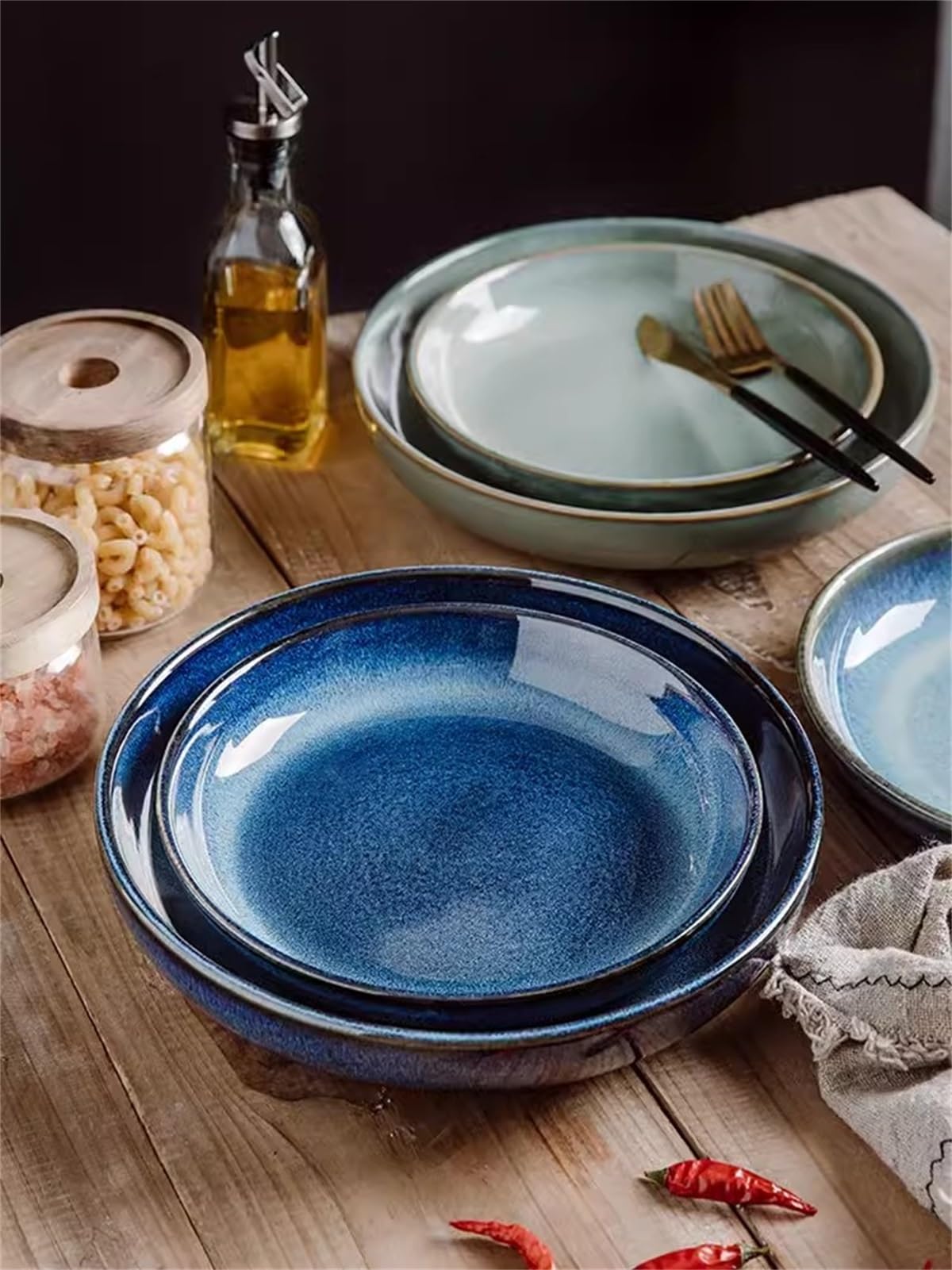 Zestaw 2 japońskich reaktywnych glazurowanych talerzy obiadowych z kamionki i 20 cm głębokich misek, niebieski Ele Blue T do domowej jadalni, zestaw do przyrządzania potraw i naczyń