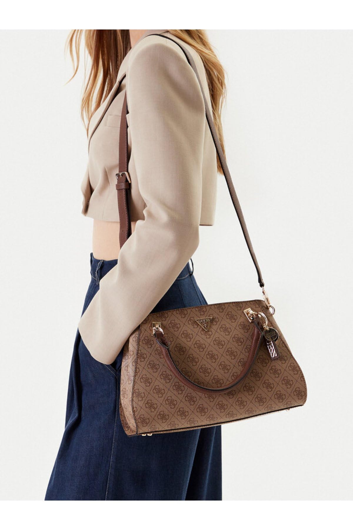 GUESS Noelle II Luxury Satchel Latte Logo/Brown