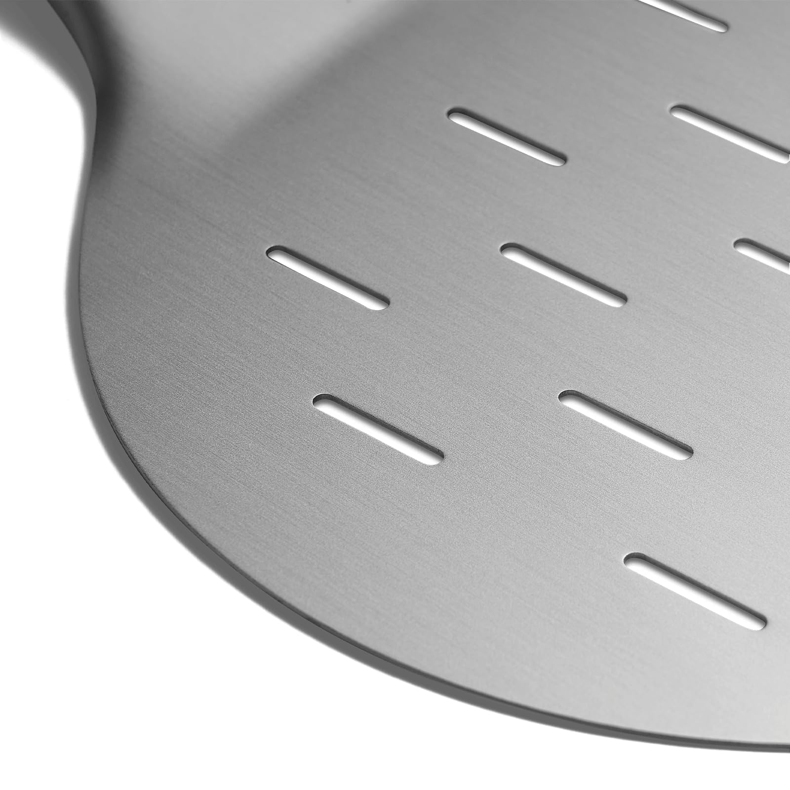 BURNHARD® Pizzawender Pizza Turning Peel rund, Aluminium-Schaufel perforiert mit Akazienholz-Griff & Steckmechanismus, temperaturbeständig für Pizzaofen – 95 cm x 18 cm x 1,6 cm