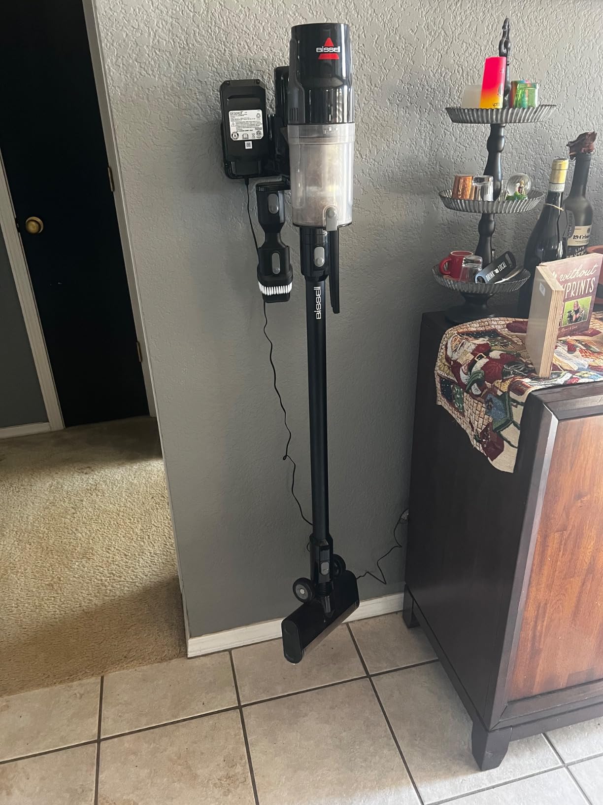 Bissell CleanView XR Pet Cordless Vacuum Cleaner photo review