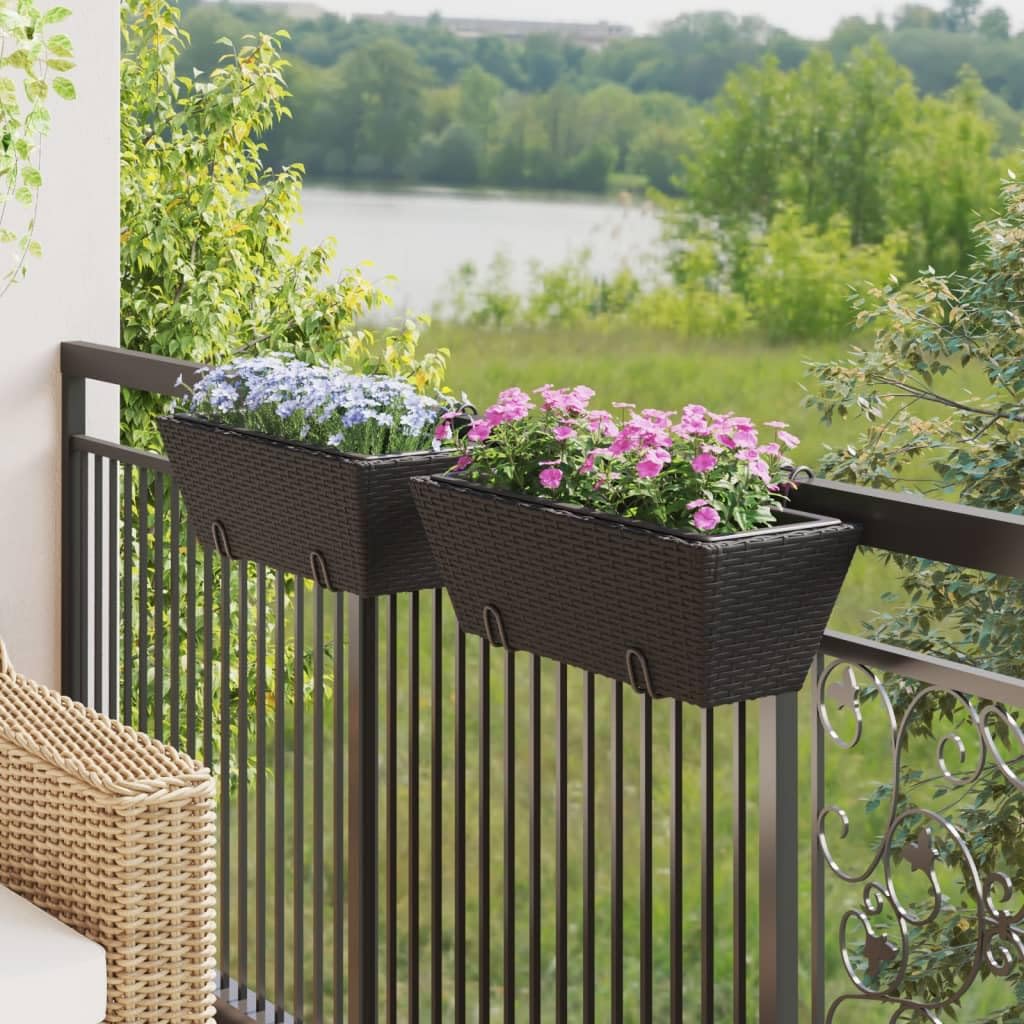 Pflanzkasten mit Haken 2 STK Schwarz Poly Rattan mit Kunststofftopf 54x22x18 cm Balkonkasten für Balkon Terrasse Garten mit Stabiler Stahlhalterung und platzsparender Aufhängung