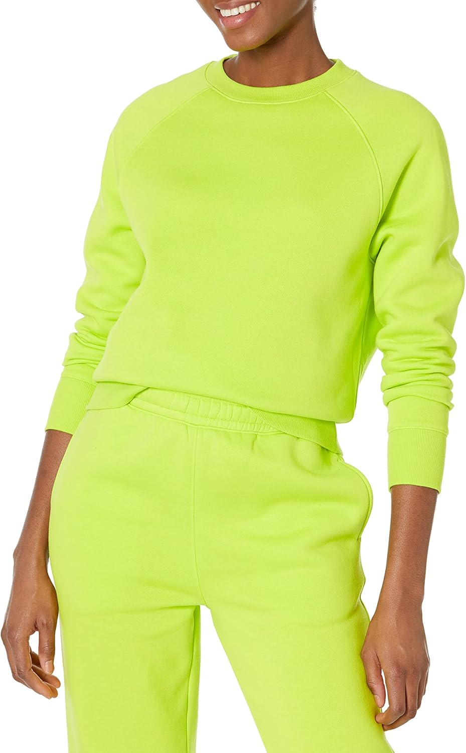 Amazon Essentials Women's Relaxed-Fit Crew Neck Long Sleeve Sweatshirt