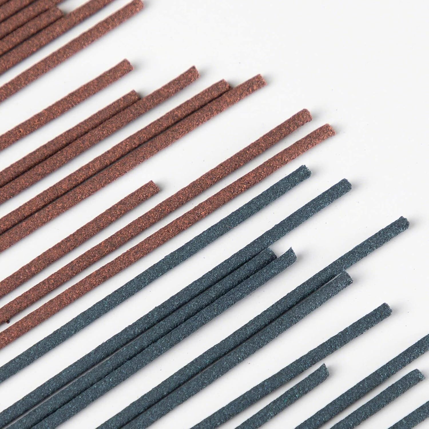 Asayu Japan Low Smoke Incense Sticks - Sakura Set (Sakura-Sandalwood & Sakura-Agarwood), 40gr (Each Scent 20g), for Yoga, Zen Meditation and Relaxation - Smokeless for Less Irritation