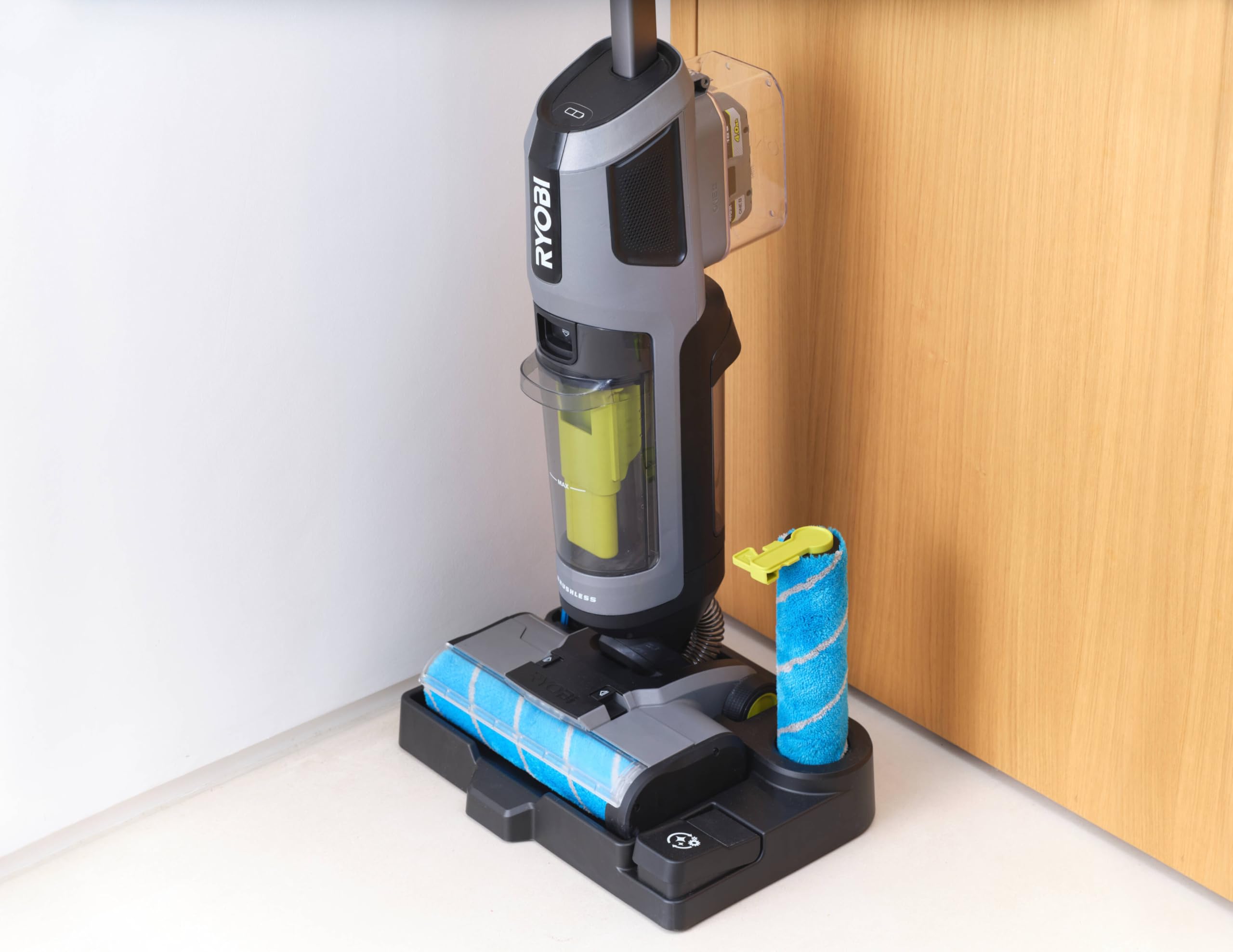 RYOBI 18 V ONE+ Brushless Multiflächenreiniger RHFC18BL-0 5133006325, 3-in-1 Staubsaugen, Wischen & Trocknen, ohne Akku und Ladegerät, Anthrazit