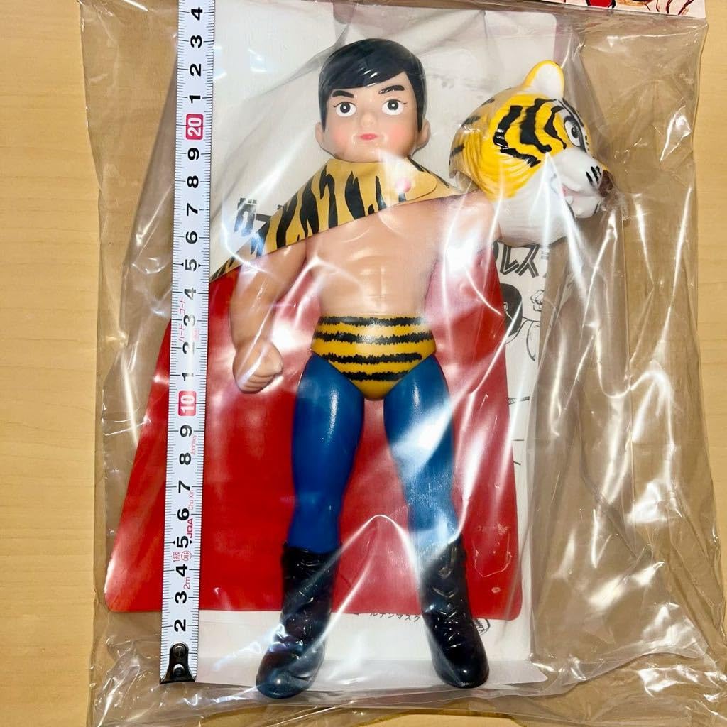 Amazon | ソフビ タイガーマスク (初期型きいろ1期) 復刻 メディコム