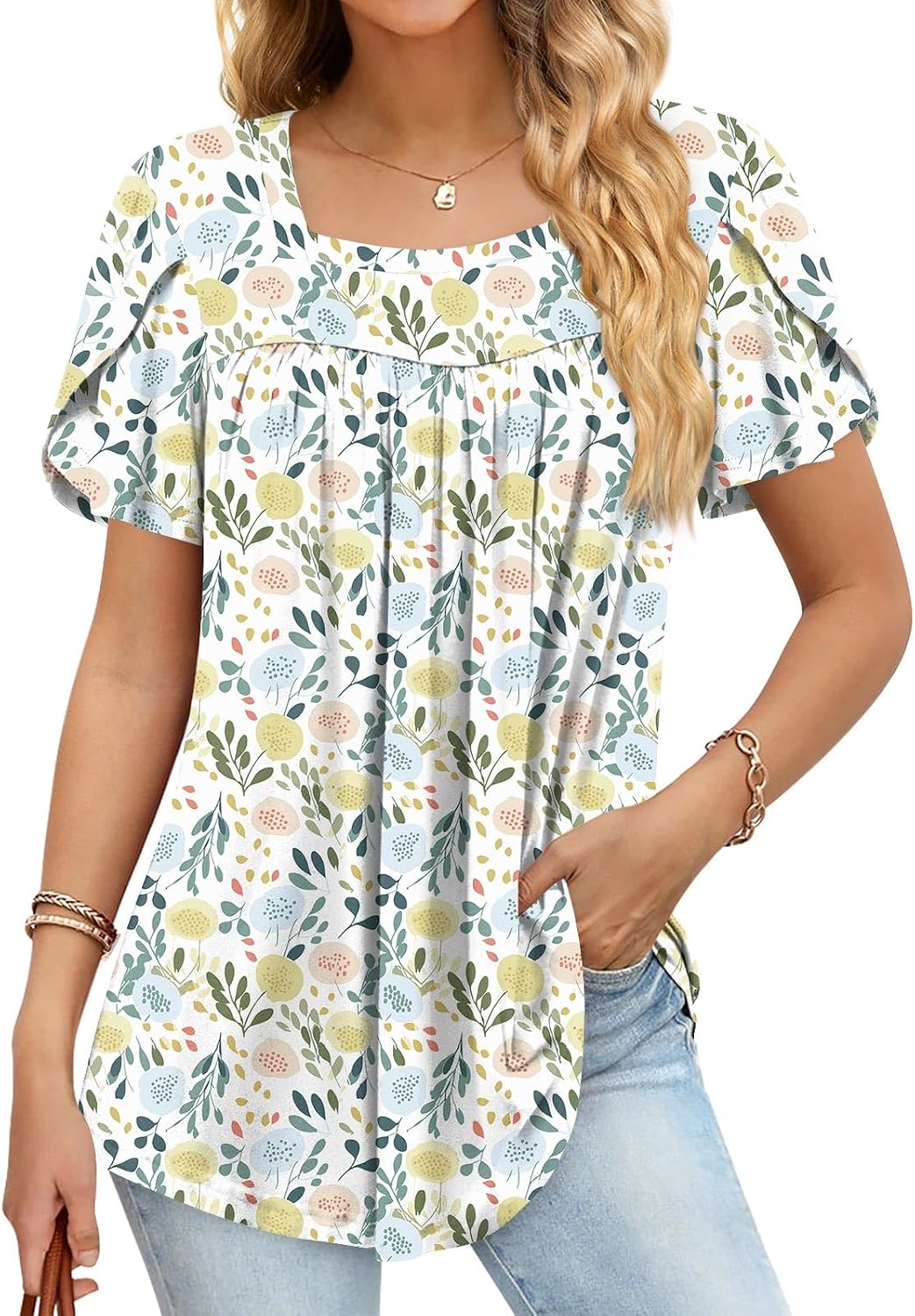 Findsweet Womens Plus Size Tops Summer Short Sleeve Tunics Casual Shirts Loose Fit M-5XL