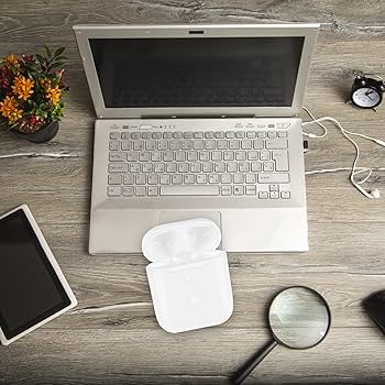AirPods ケース付き　すぐ使用可能　充電器2個 Amazon | ワイヤレス充電ケース AirPods Pro 第1世代と第2世代