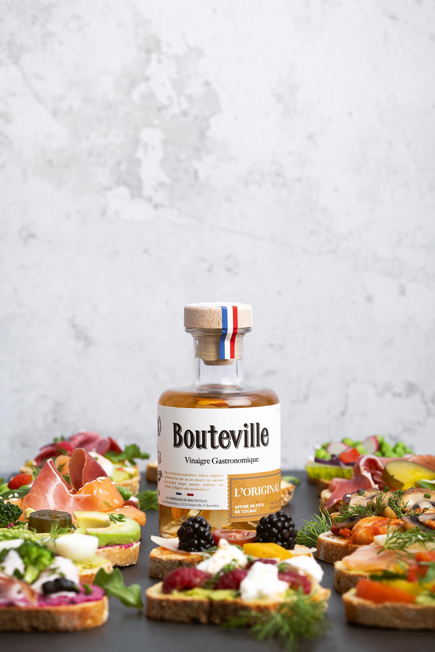 Bouteville Vinaigre Gastronomique L'Original 200ml - Affiné en Fûts de Cognac, Élaboration Artisanale en Charente, Cépage Ugni Blanc avec Notes Fruitées et Équilibrées