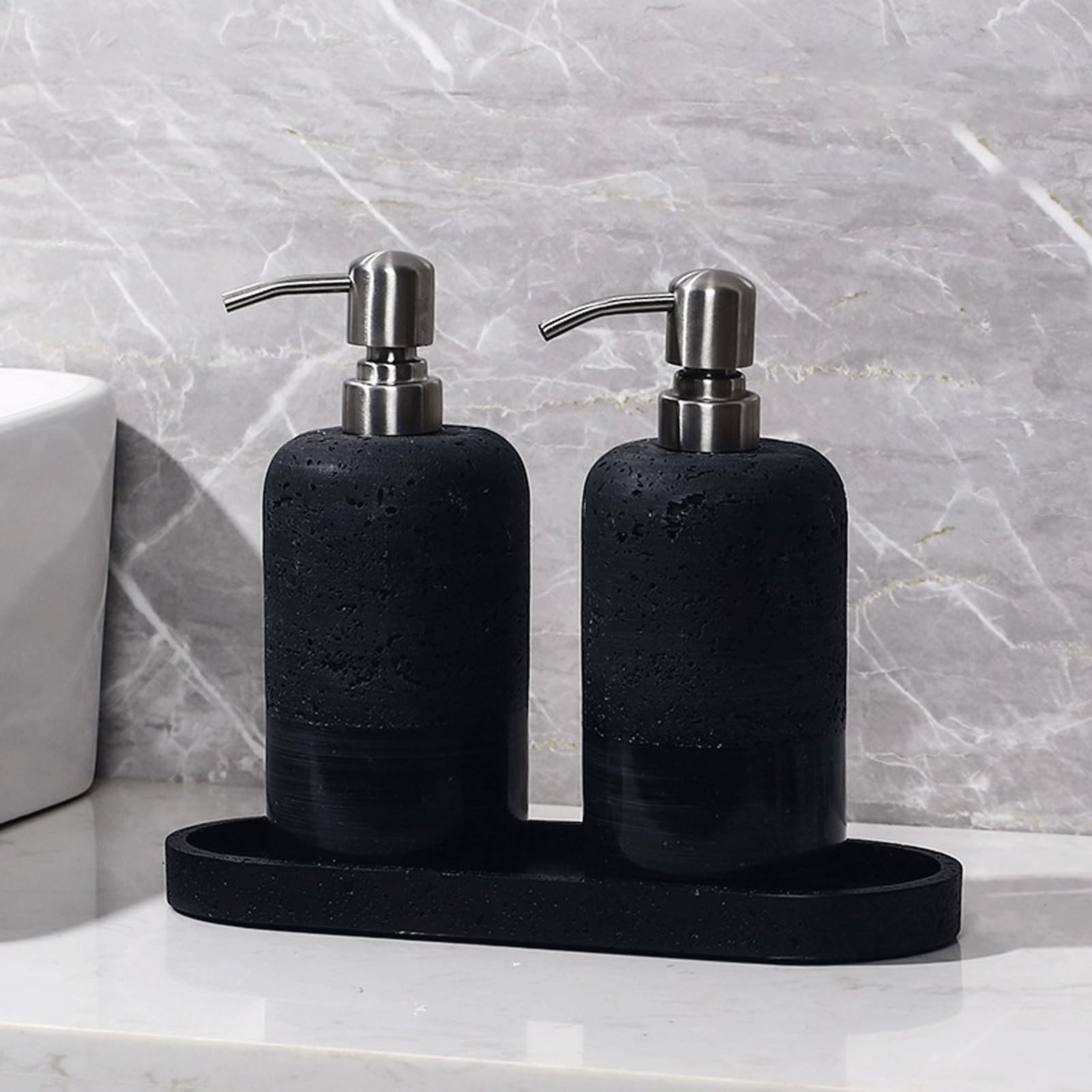 Rustikaler Steinschaum-Seifenspender mit silberfarbener Pumpe, nachfüllbar, handschäumende Seifenpumpe für Bad und Küche, Arbeitsplatte, stilvolle Shampoo-Flasche für Heimdekoration