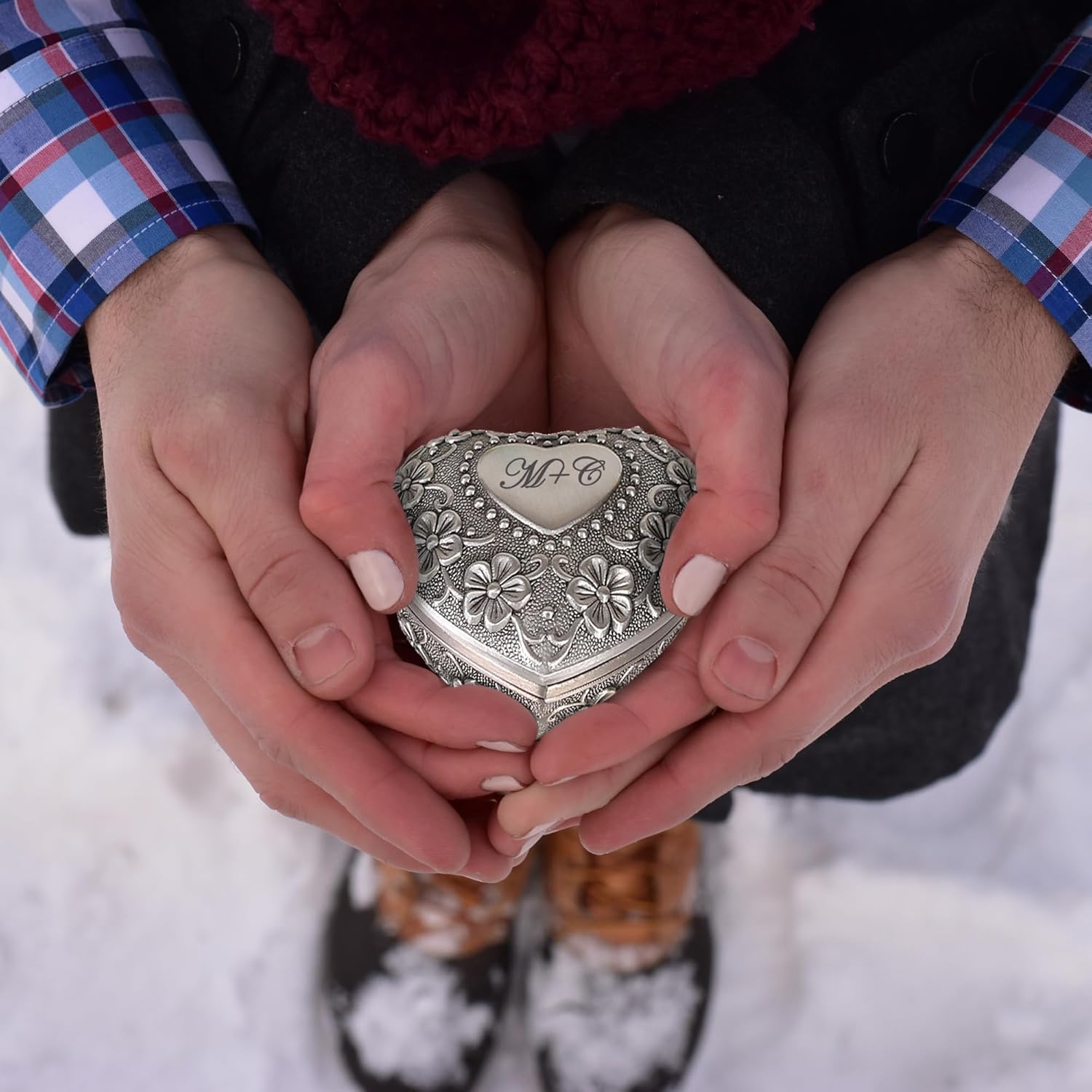 Custom Vintage Small Jewelry Box, Heart Shaped Jewelry Gift Box for Necklace, Bracelet, Rings, Earrings - Cute Metal Trinket Box for Women Girls Teens Mom Daughter Sister Friend on Christmas Birthday - Image 6