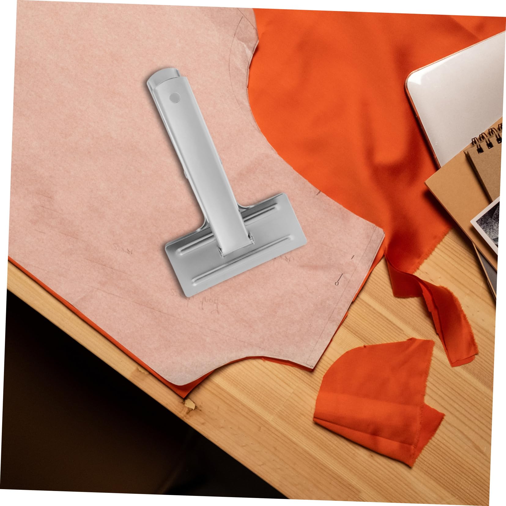 STOBOK 2 Stück Stoffgreifer Kleidung Clips Tischdecke Heringe Anspitzer nähen zubehör Nähgarn reißverschluss nähzubehör praktische Strickklemme Mess-Saumklammer Rostfreier Stahl Silver