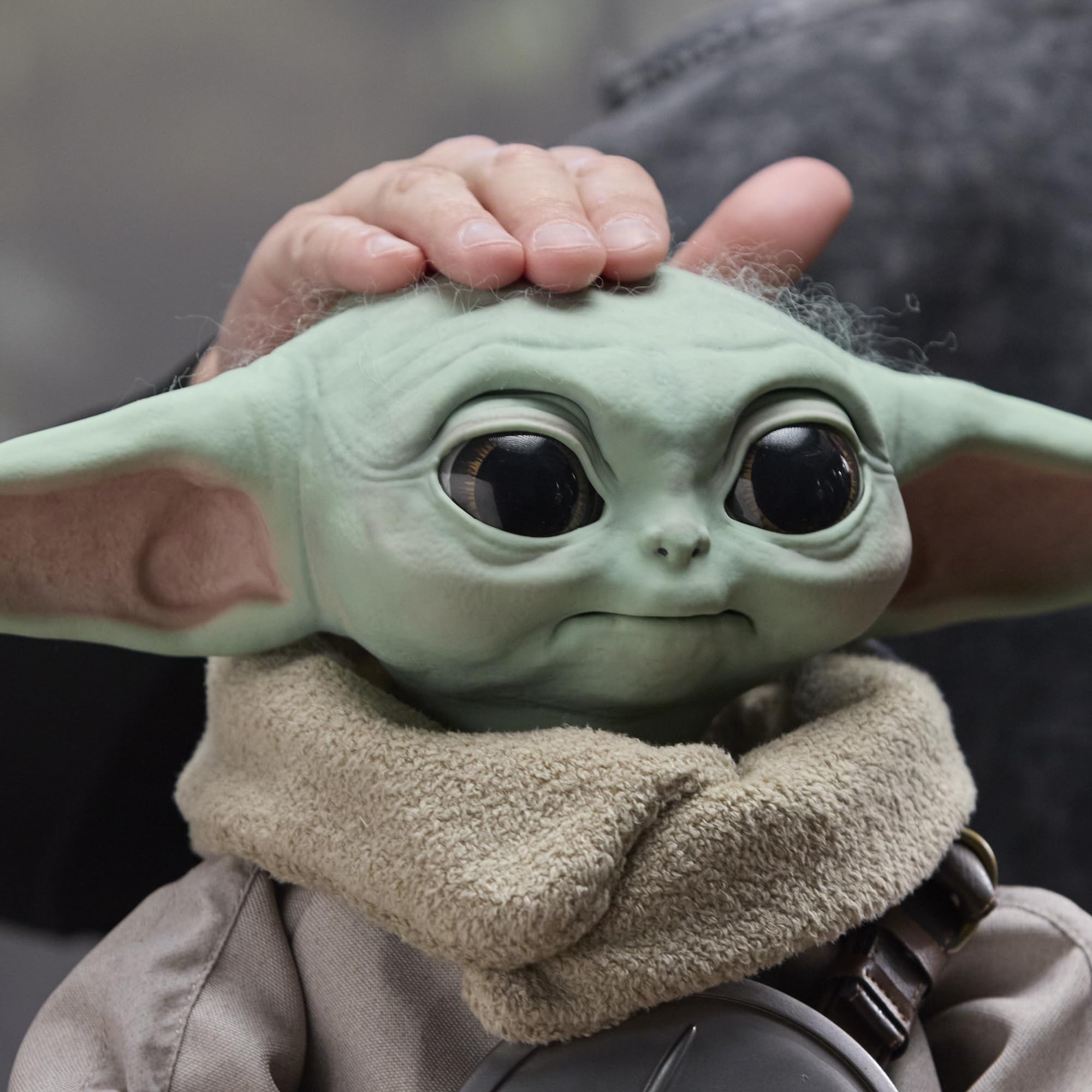 Star Wars Ultimate Grogu, animatronico Premium in Scala 1:1, Replica a grandezza Naturale in Edizione Limitata dai 14 Anni in su, Confezione in Edizione Speciale