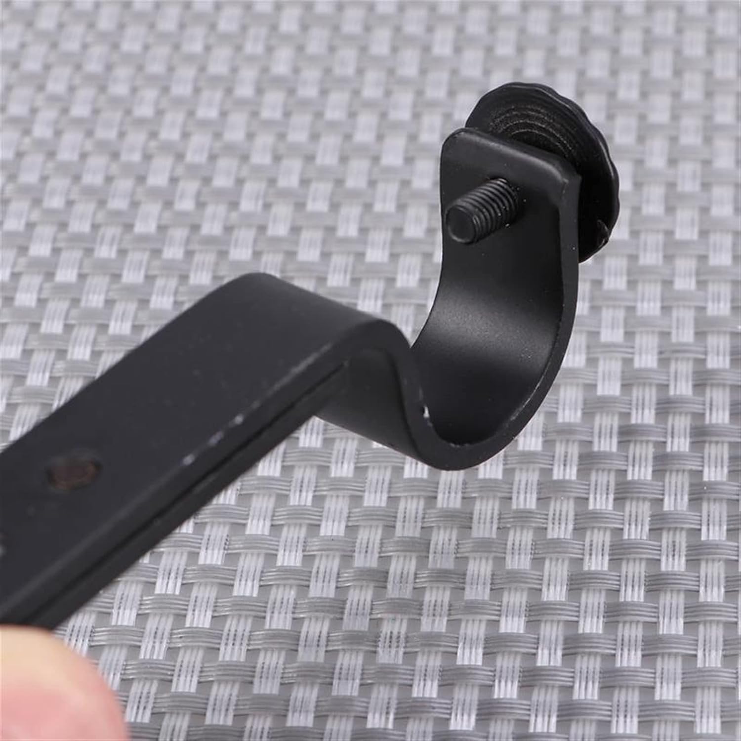 Support Hooks for Drapery Poles，Curtain Pole Brackets，2 Pcs Curtain Rod Holder 18-22mm Wall Bracket Drapery Rod Holder for Office Home