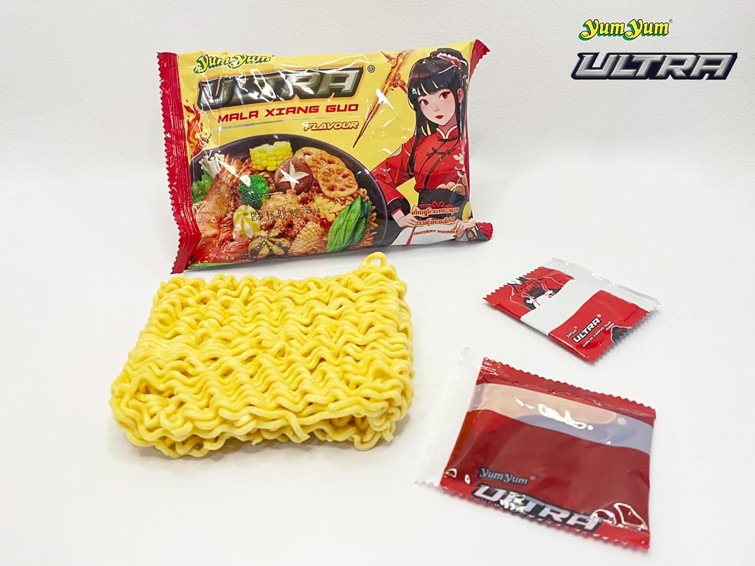 YUM YUM ULTRA Instant Noodles Mala Xiang Guo Flavor (Dry) Spicy (85g) (30 Packs)