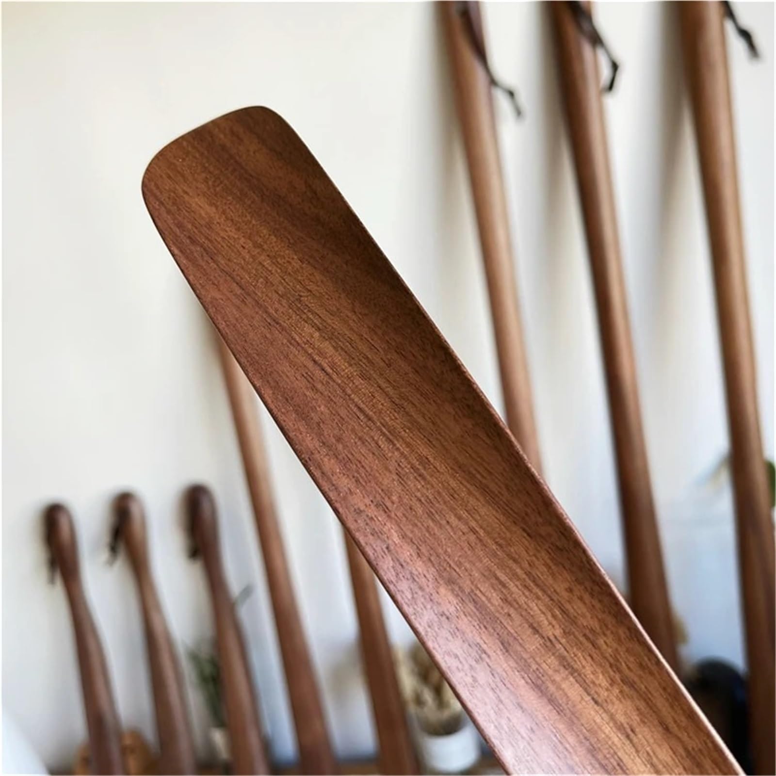 Calzador largo Calzador profesional de madera nogal negro, calzador flexible con mango largo, útil levantador zapatos, cuchara for, herramientas for el hogar