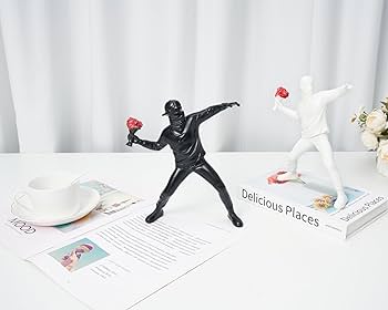 Amazon.com: BOIHEGU Banksy Flower Thrower Sculpture, 8.5