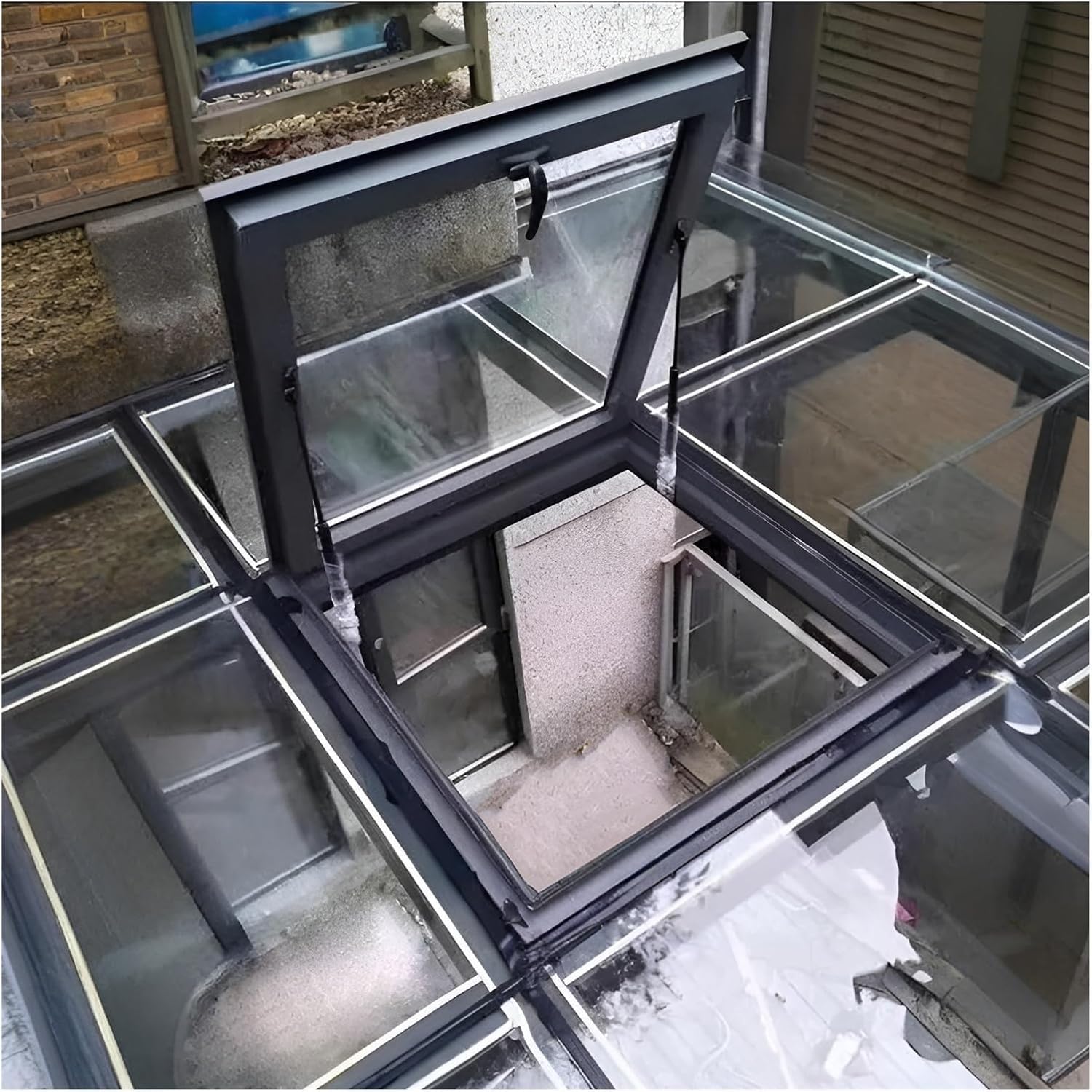 Juskaqzyi One Color Skylight Skylight Window For House Roof Tempered Glass Roof Hatch Sloped Flat Roof Window For Attic And Sun Room Attic(80 * 80Cm)
