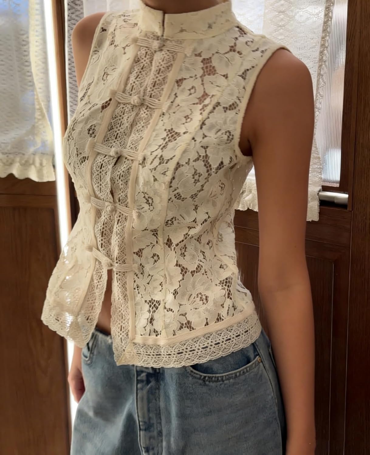 Lace Top for Women Floral Embroidery Sleeveless Hollow Out Blouse Trendy for Going Out