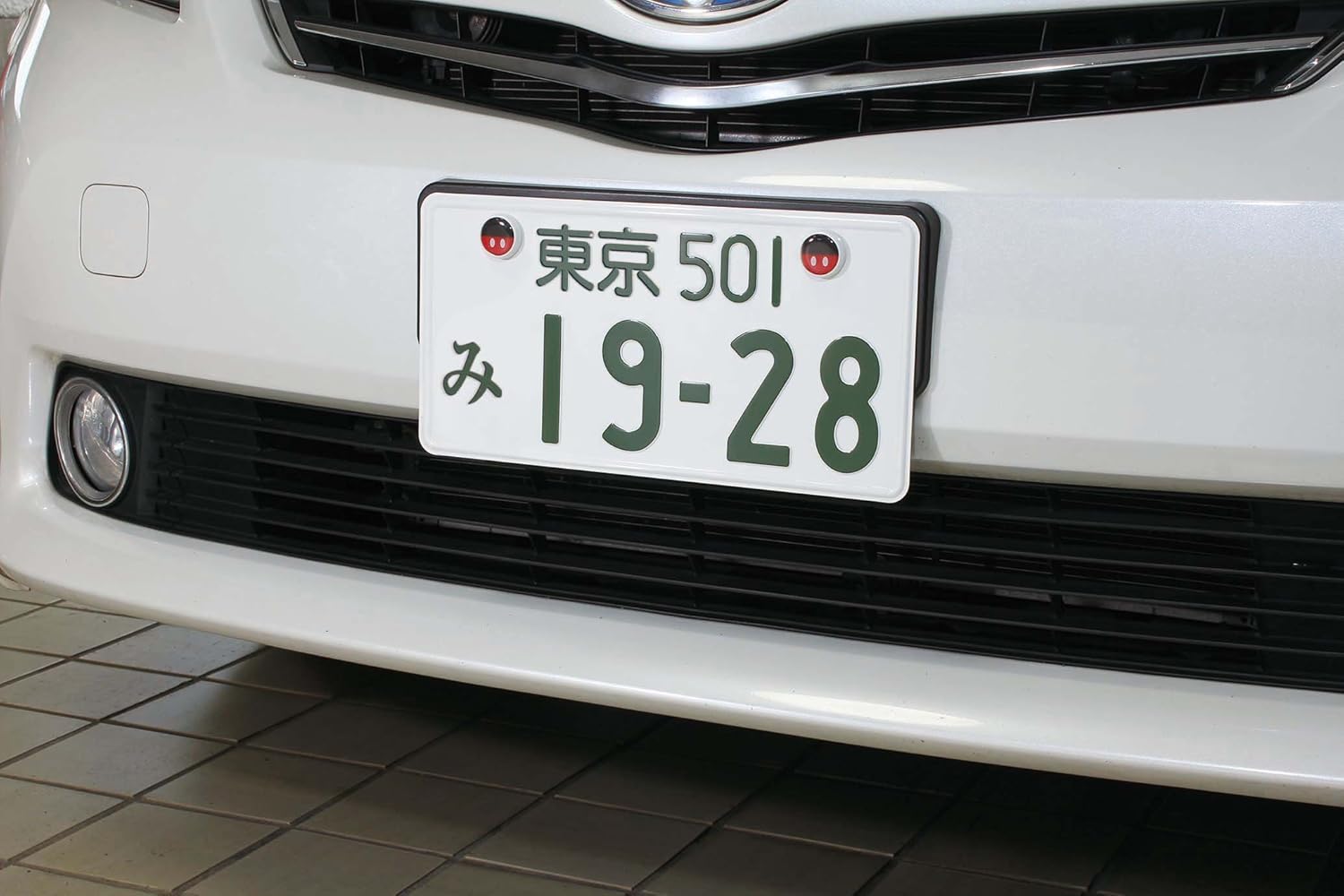 Amazon ナポレックス 車用 ナンバーボルトキャップ ディズニー ミッキー パンツ ホワイト Wd 344 ナンバーカバー ホルダー 車 バイク