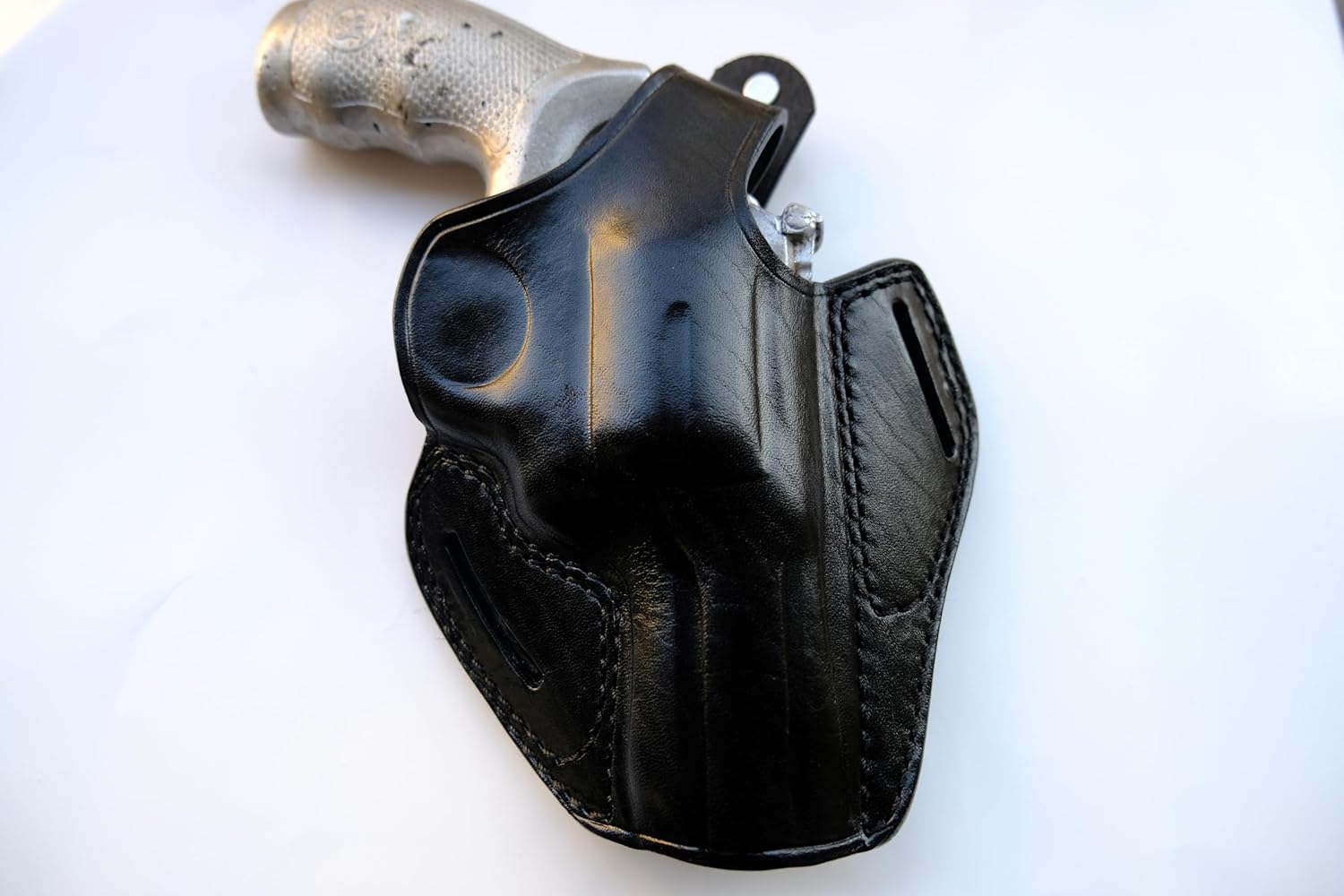 Leather Custom owb Holster for sw 686 3 inch (R.H) Black Tan