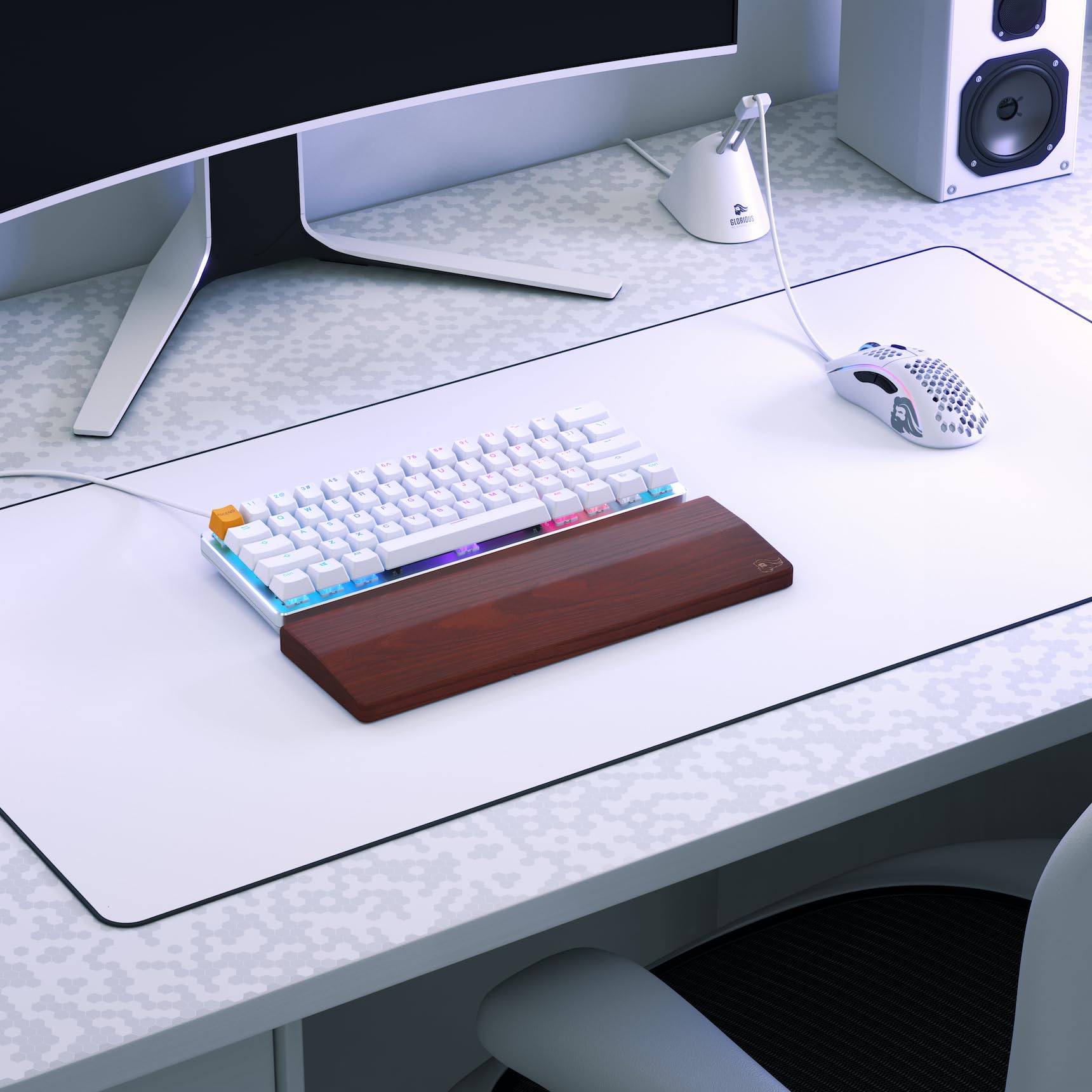 Glorious Gaming Reposamuñecas de madera para teclado (compacto) - Fresno blanco, superficie lisa, antisudor y antisuciedad, base de goma antideslizante, 300 x 100 x 19 mm - Roble dorado