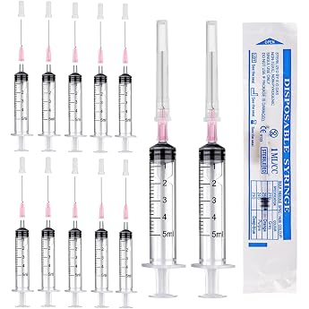 Pack of 12 Syringes with Needle 5 ml Closure Sterile and Individually