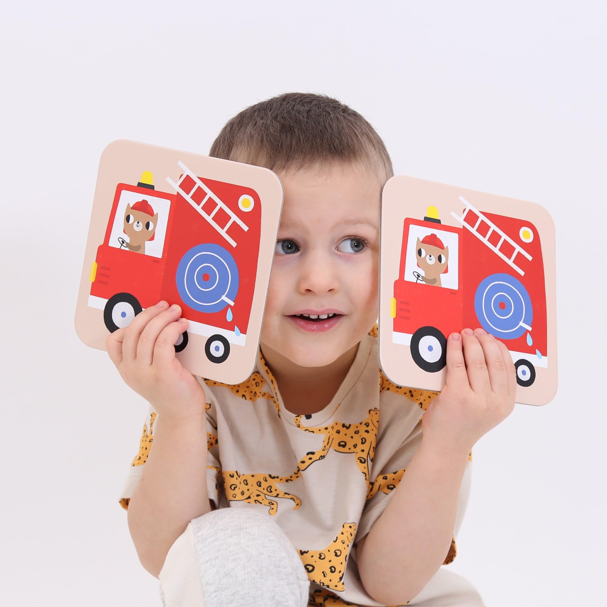 Jeu de mémoire avec véhicules - Super Taille - Beaucoup Plus Grand Que Le Jeu de mémoire XXL - Cartes mémoire - Activité éducative pour Les Enfants à partir de 2 Ans et Plus