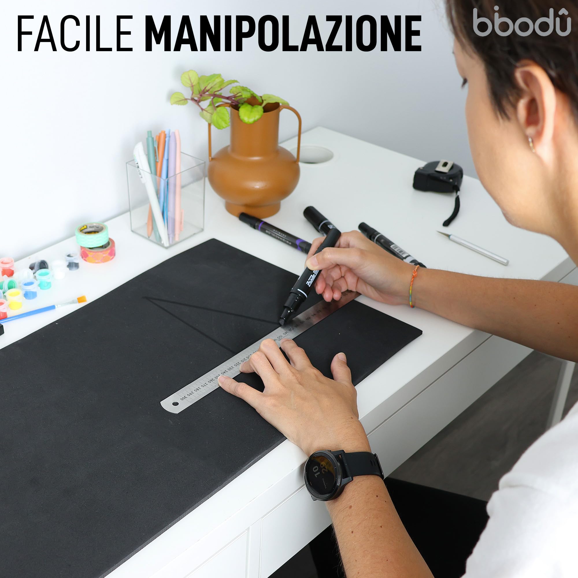 Rotolo di Gomma Eva Nera 10mm di Spessore | Dimensioni Fogli 99cm x 37cm, Densità 80 kg/m3 | Eva Foam Nero per Creazioni DIY, Foam Cosplay, Halloween | Adatto Bambini e Bambine