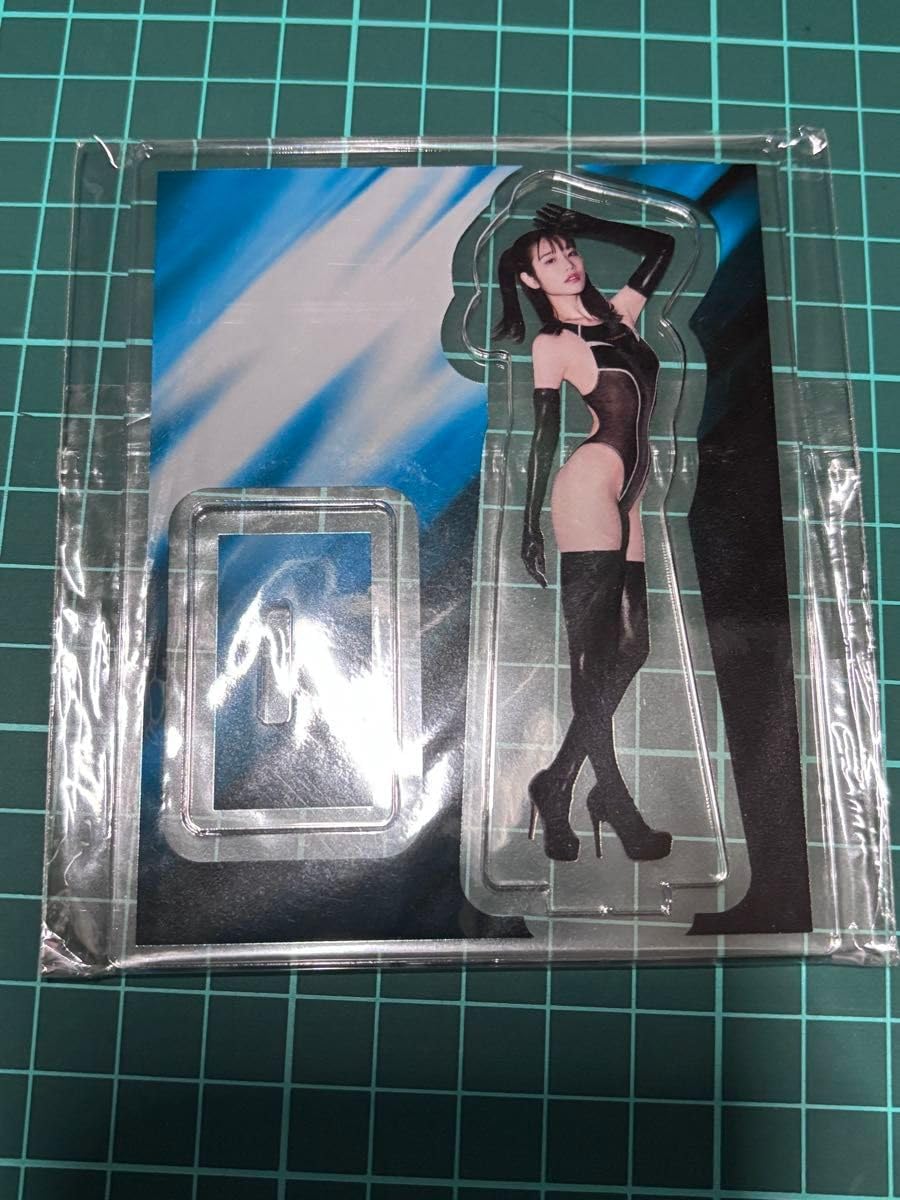 河北彩伽 写真スタンド