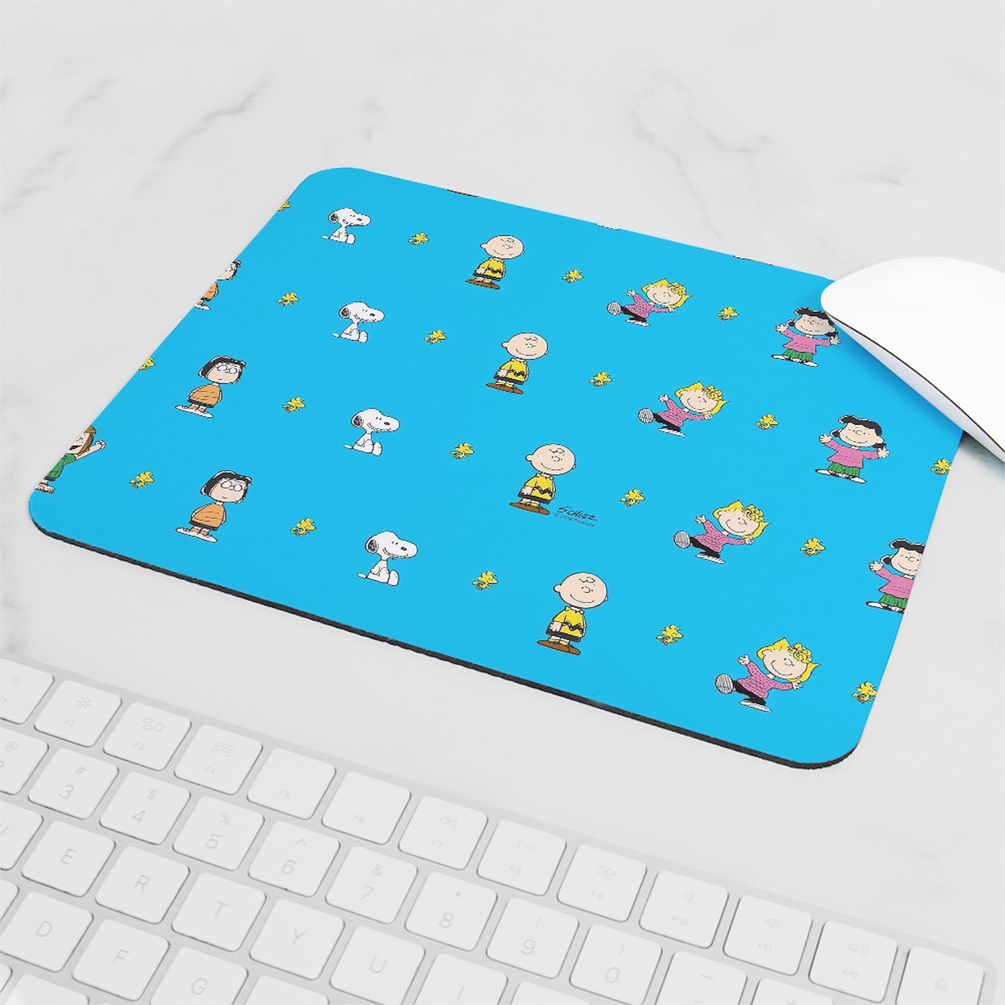 Peanuts Gang Mousepad - Non-Slip Rubber Gaming Mouse Pad With Snoopy & Friends Design