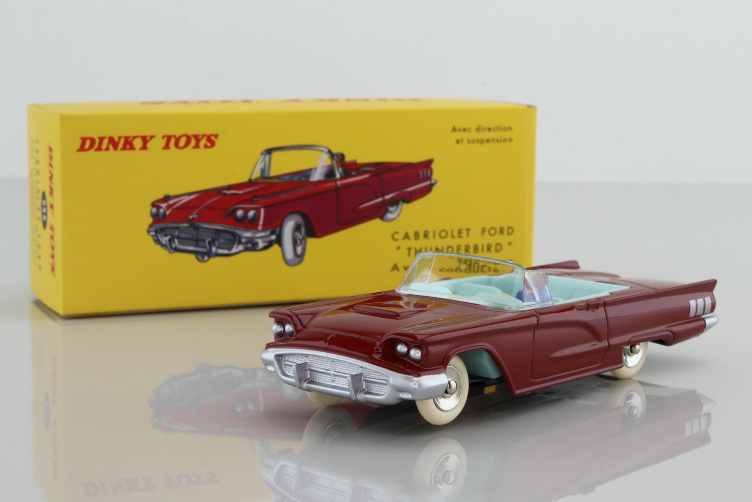 Supreme ModelsFORD THUNDERBIRD CAR MODEL DINKY TOYS RED 1:43 SIZE 555 ATLAS DEAGOSTINI USA T3
