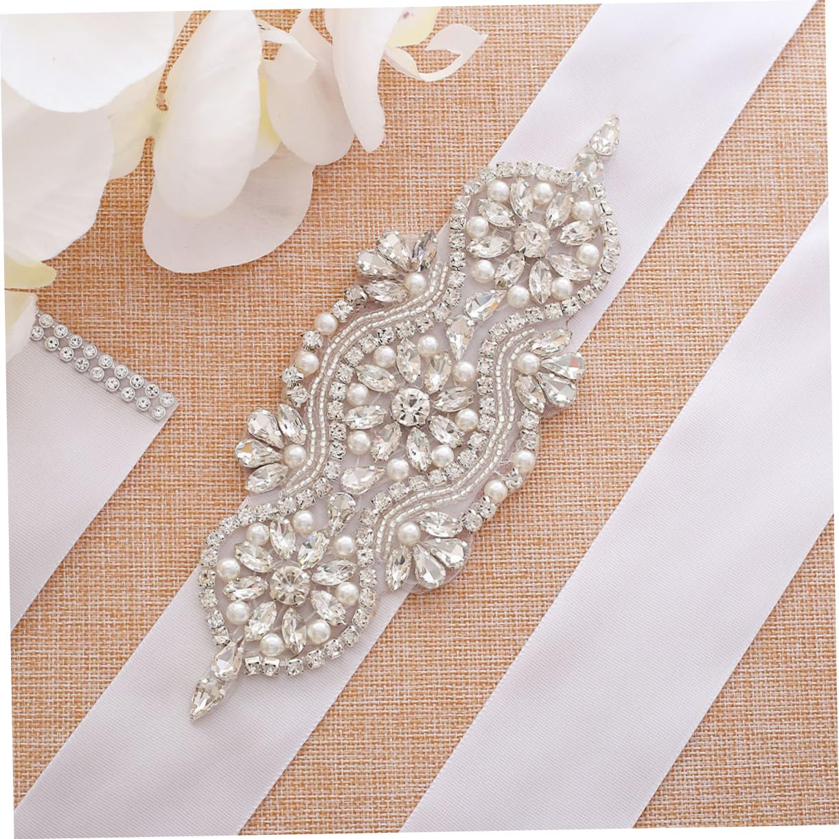 STOBOK 2 Pezzi Di Perle Appliqué Fornitura Di Nozze Applique Da Sposa Cintura Strass Applique Vestito Cucito Vestito Cintura Patch Da Sposa Sash Patch Strass Fascia