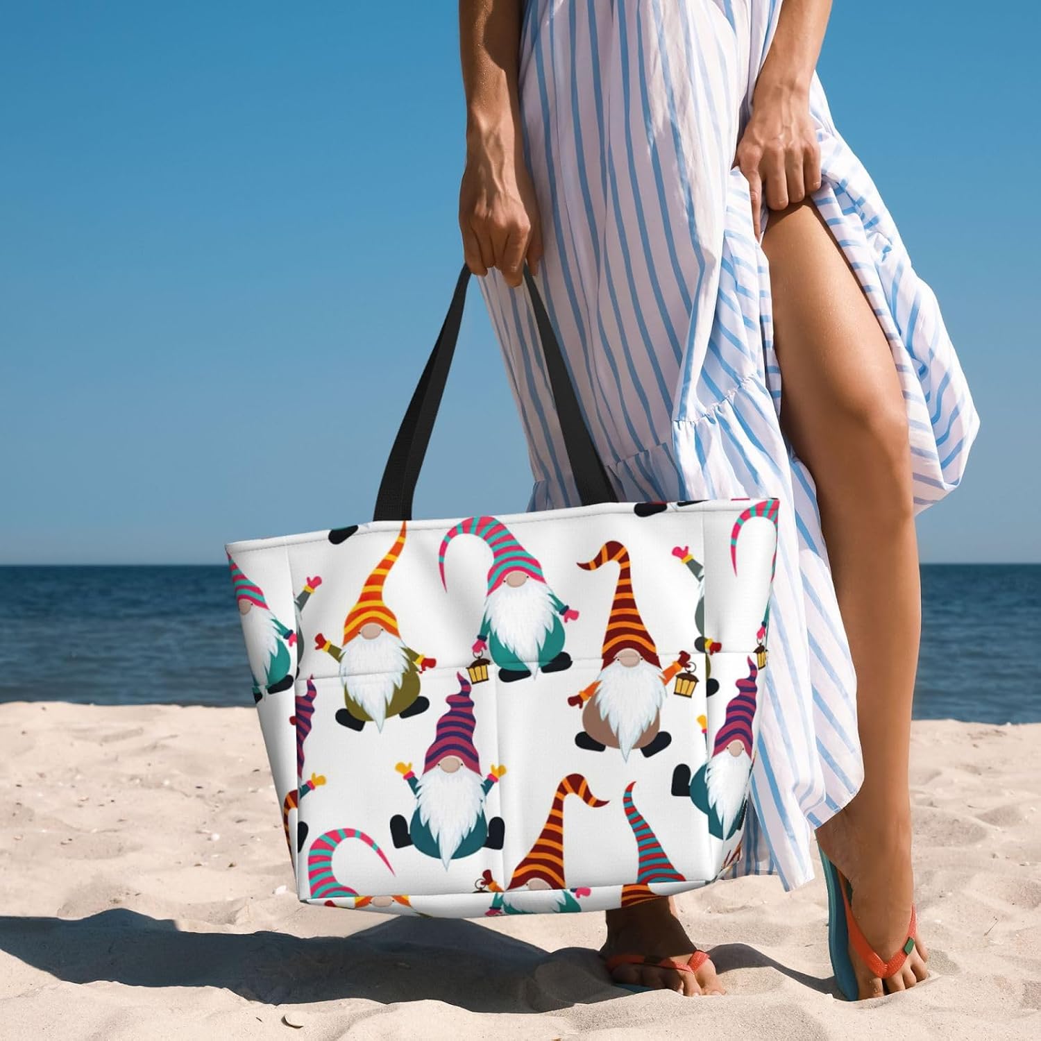 Xmas Funny Gnomes Print Large Capacity Beach Travel Bags with Zipper and Pockets for Travel Vacation Fitness