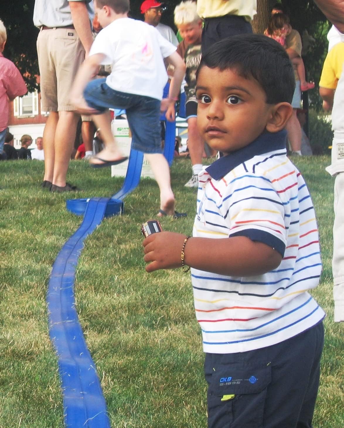 Blu Track® All Terrain 25-Foot Race Track Starter Set