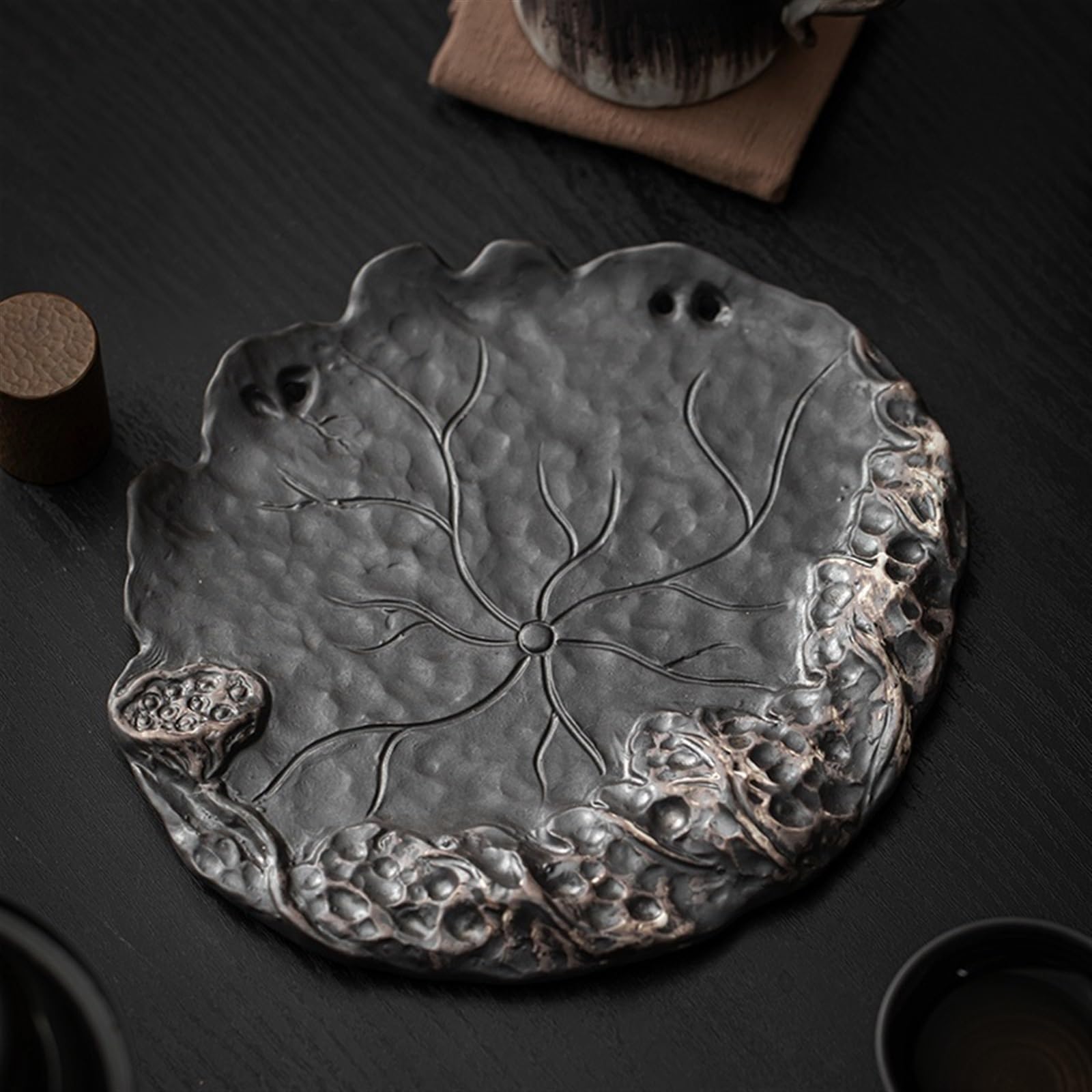 Set Da Tè Gongfu Vassoio da tè in ceramica Vassoio da tè rotondo in ceramica for uso domestico Lotus Dry Bubble Vassoio da ufficio Set da tè Vassoio da tè Tavolo da tè Vassoio Da Tè Per Studio Domesti