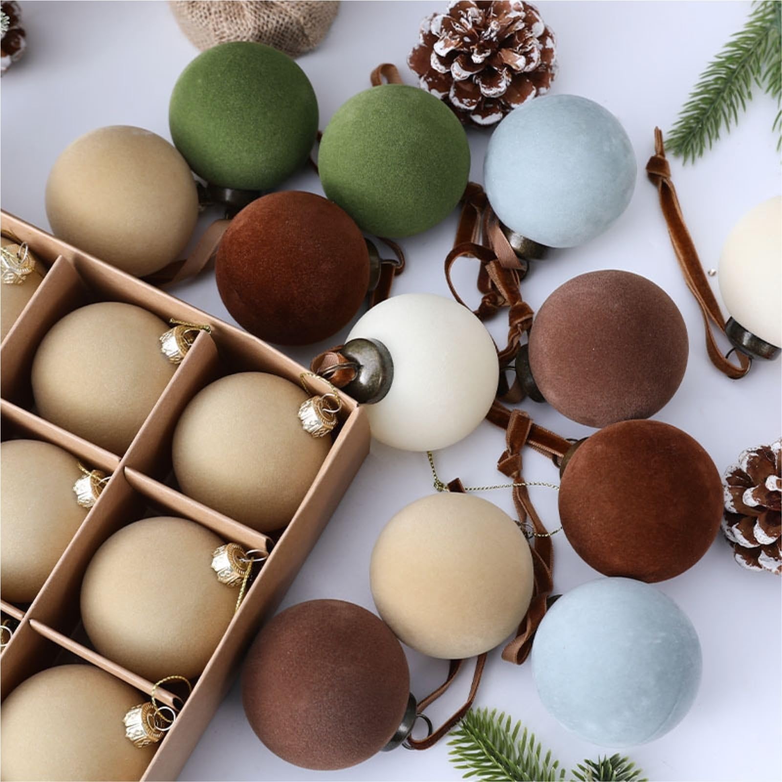 Christbaumkugeln Hängedeko Set Mit Beflockten Weihnachtsbaumkugeln (15 Kugeln, 8 cm Durchmesser) Weihnachten Dekoration(White)