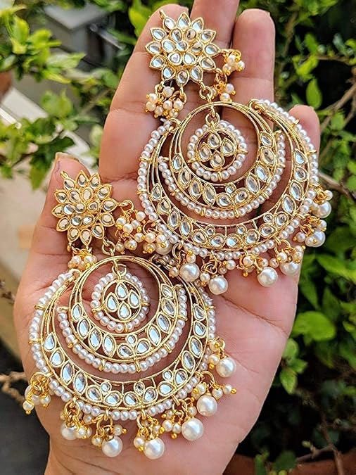 I Jewels Indian Bollywood Gold Plated Wedding Chandbali Kundan & Pearl Earring Set with Maang Tikka for Women