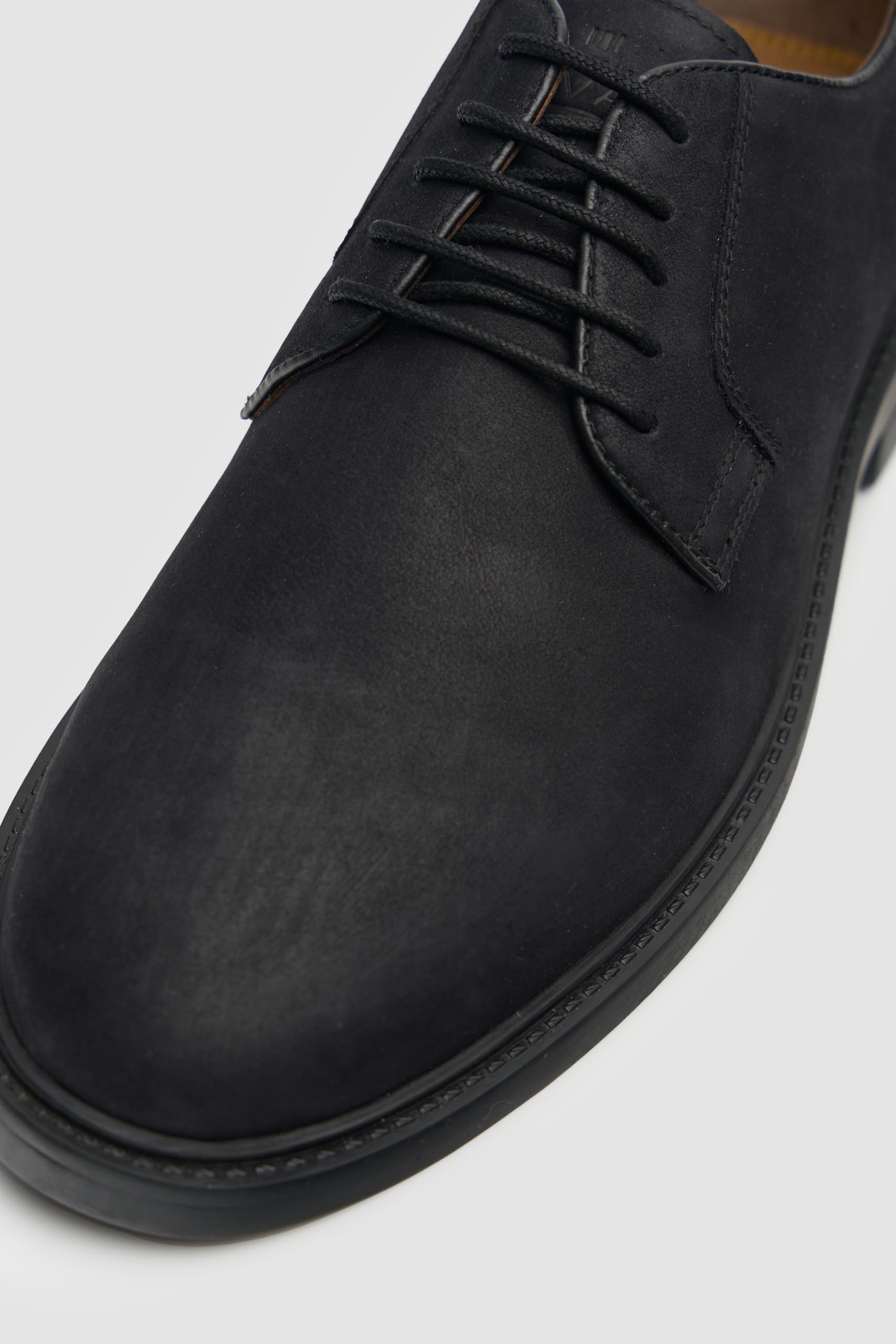 SIRRI Zapatos Derby de Ante Negro para Hombre - Zapatos de Vestir con Cordones y Punta Lisa para Bodas de Negocios