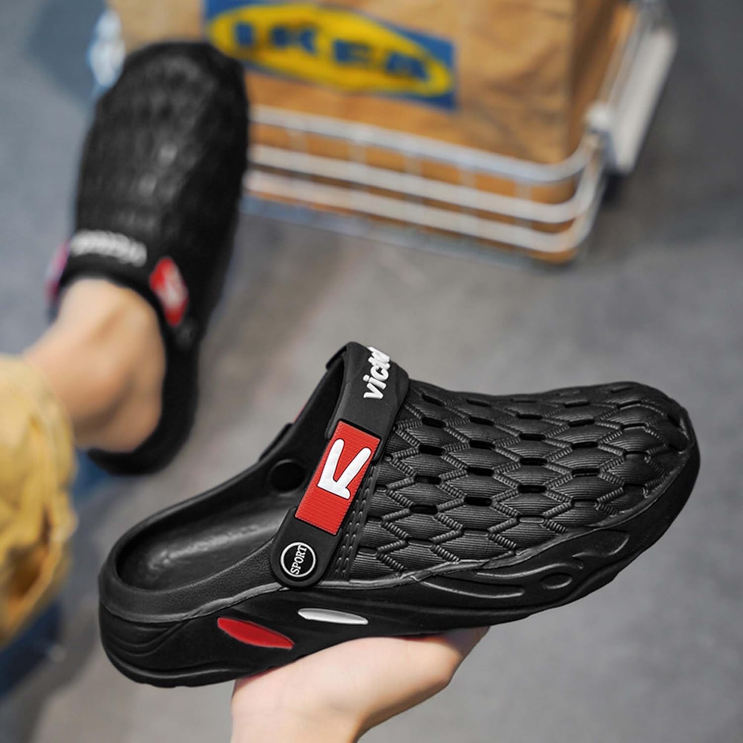 Men's fashion garden clogs, arch support, woven look design, EVA material, lightweight, durable, non-slip, beach shoes, gardening shoes, indoor and outdoor sandals. - Image 2