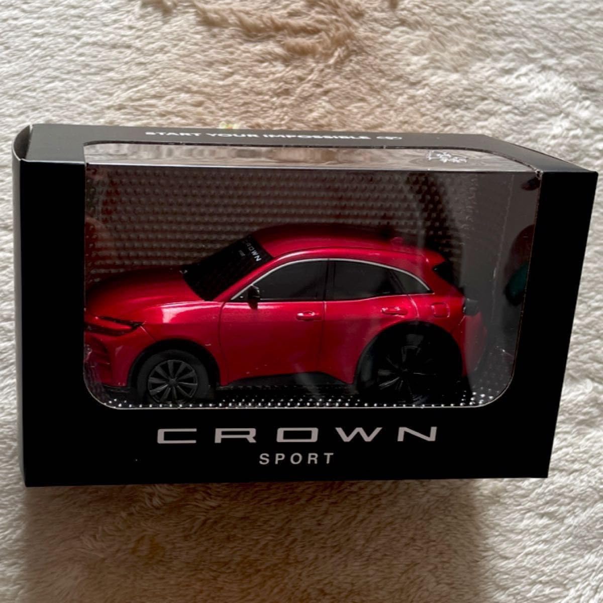 クラウンスポーツ　カラーサンプル　プルバックカー　エモーショナルレッドⅢ Amazon.co.jp: トヨタ クラウンスポーツ プルバックカー3色セット