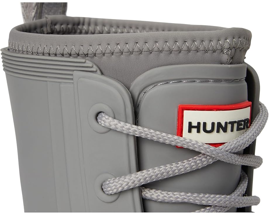 Hunter Diana - Right View