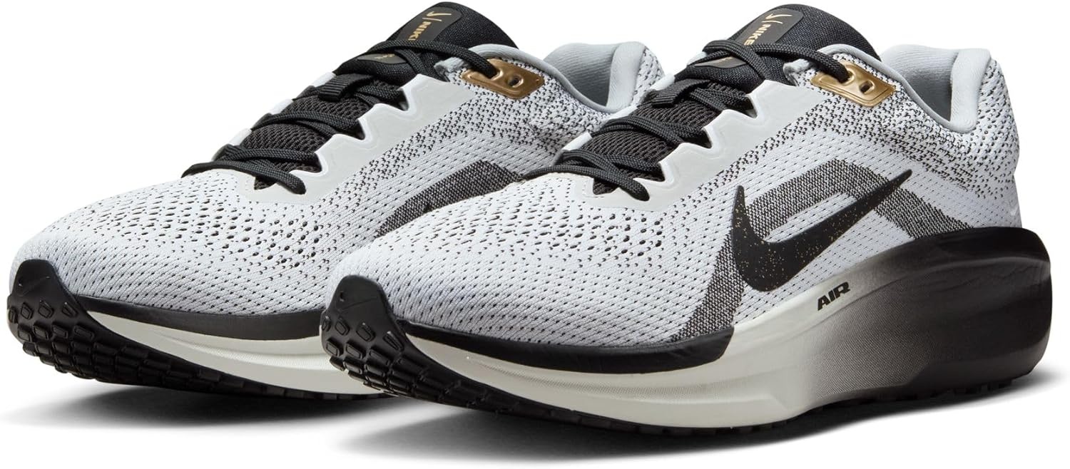 Nike Winflo 11 SE Men's Road Running Shoes (HQ7975-100, White/Metallic Gold/Light Smoke Grey/Black) Size 13