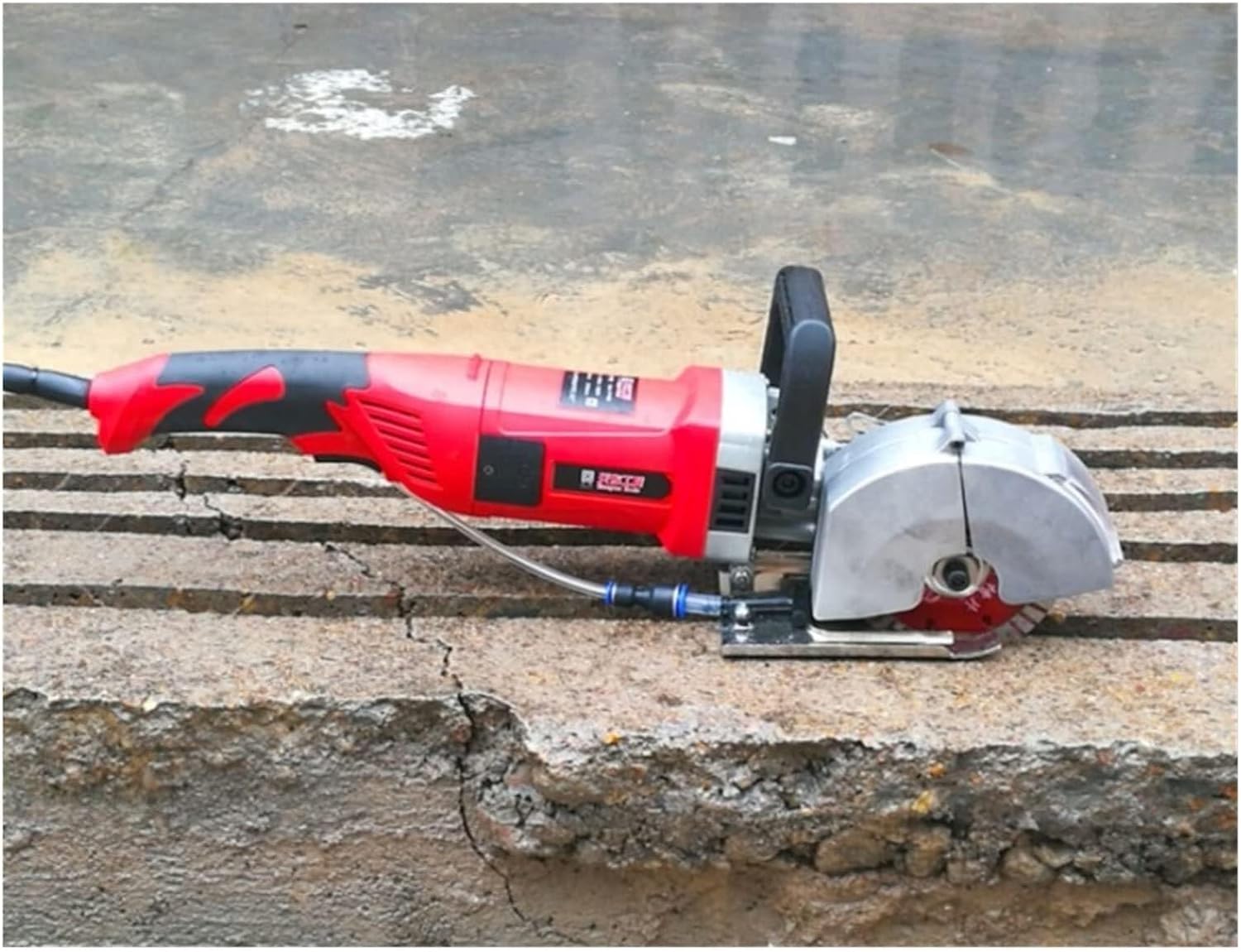 Industrial Slotting Machine 400W with 36mm Planing Depth, 33mm Width, Vacuum Connector, Water Pump for Concrete Grooving