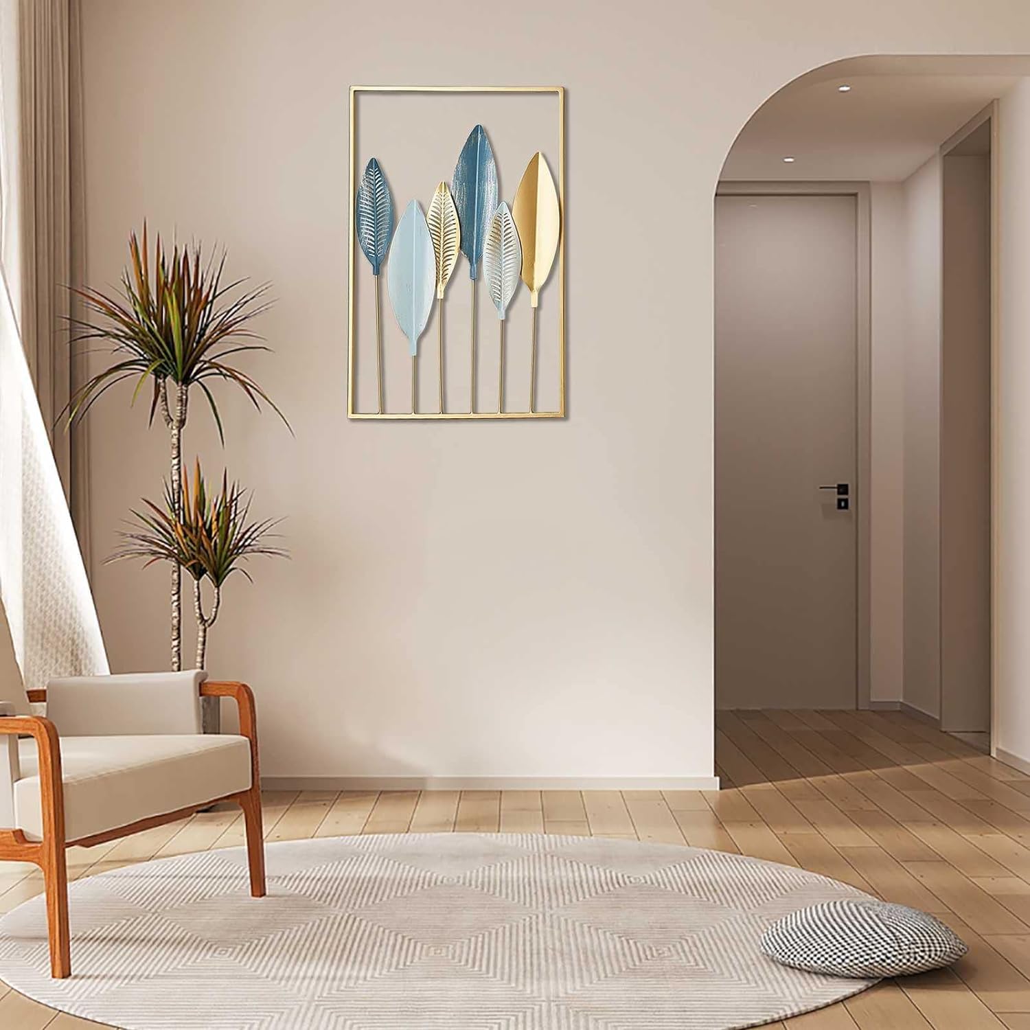 LIOTIZ Wall Decor Modern Wall Sculpture For Living Room, Golden Leaf Room Decor Metal Wall Hanging Art Deco, Ginkgo Leaf Hanging Wall Art Sculpture For Home Decor Ornaments (Banana Leaf, 44 Cm) 2