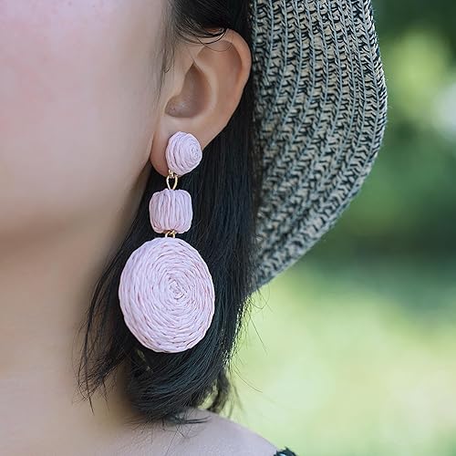 Miniatura 8 de Statement Raffia - Aretes redondos de bola colgantes de rafia, bonitos aretes bohemios hechos a mano para el verano para mujer