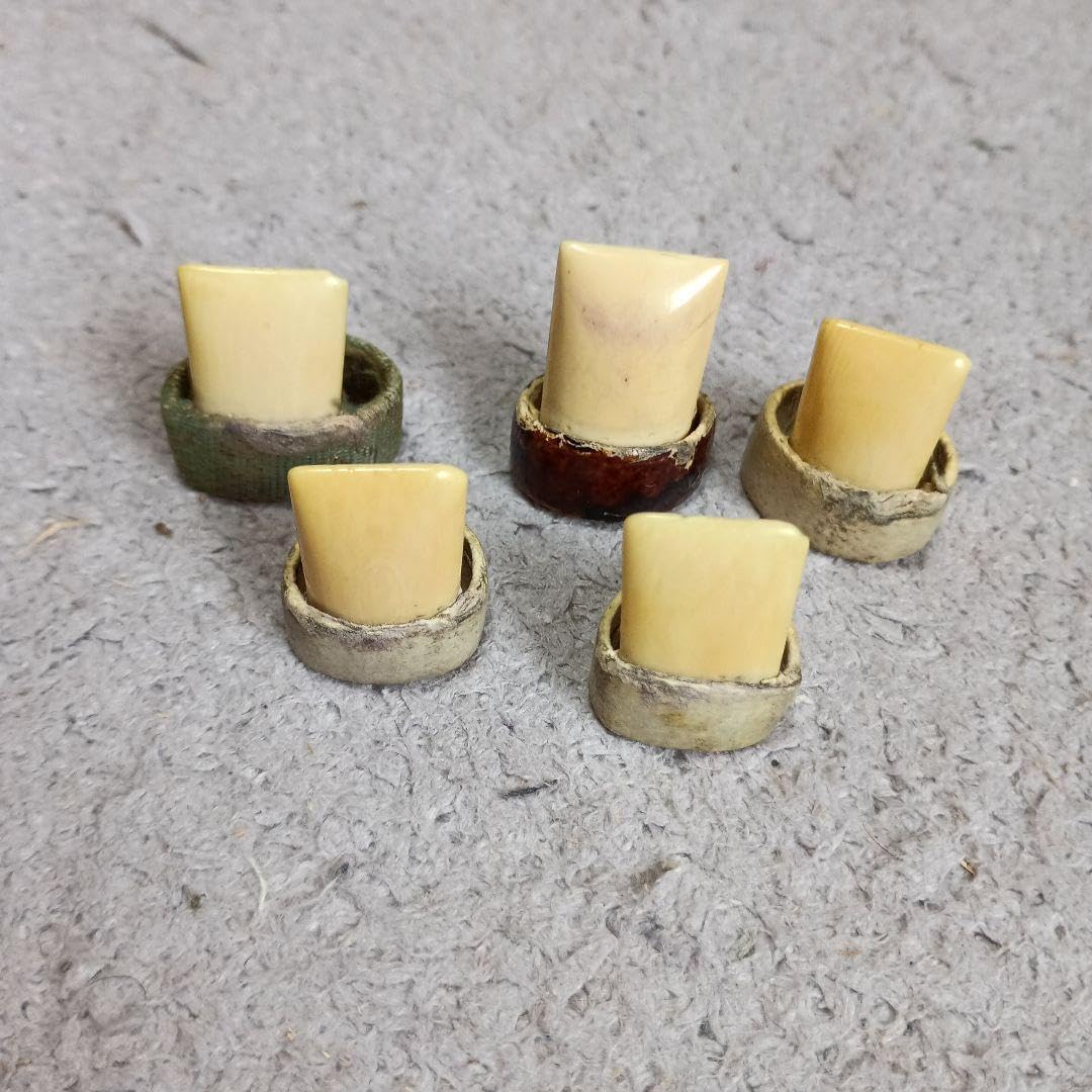 教育用箏爪 全音 教育用 箏爪セット 全音箏爪セット 小セット 教育用 KT-10 中セット KT-11 大セット KT-12 大大セット KT-13  Case付 メール便対応 2点まで 漆塗ケース付き琴の爪5個セット