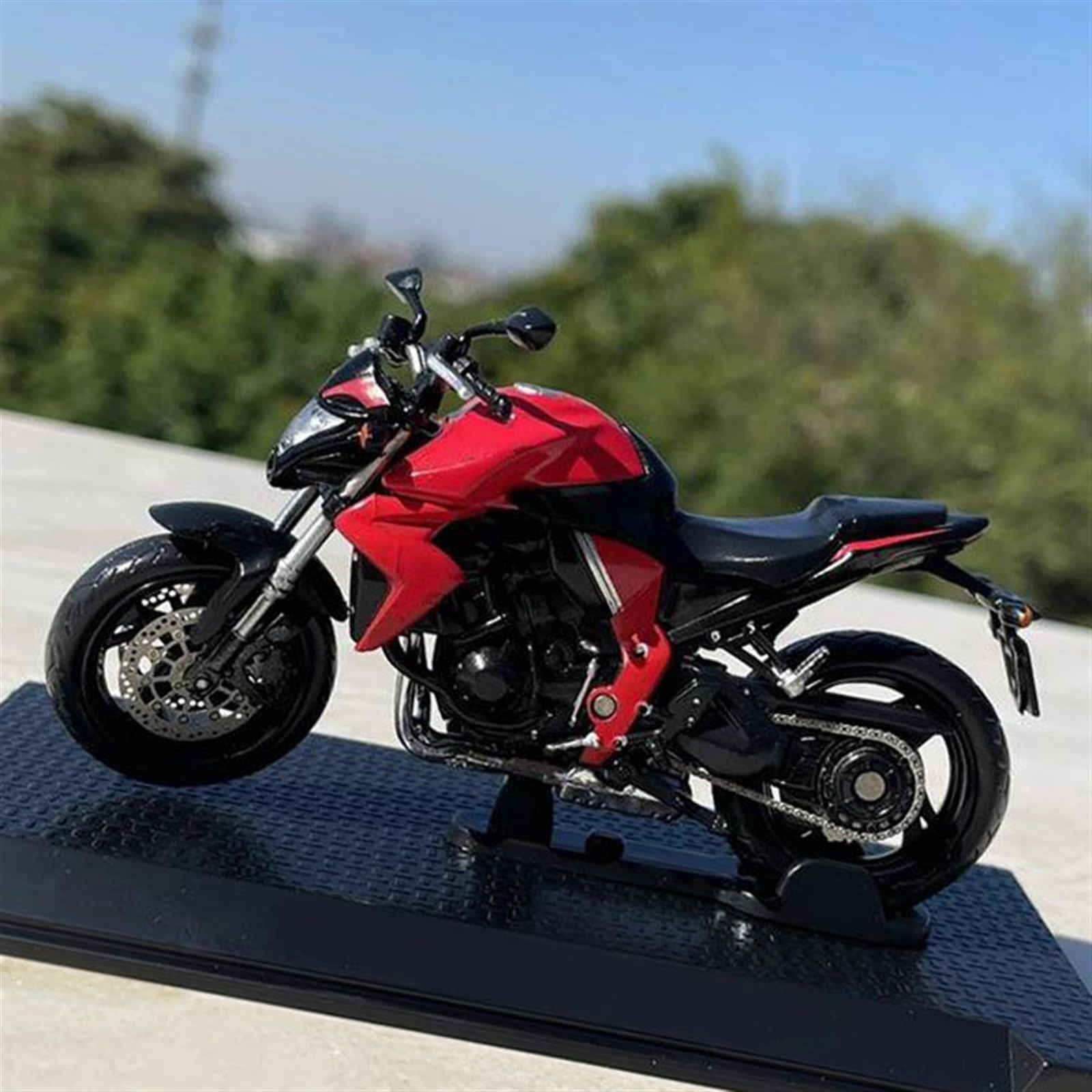 MAKUTU Modello di Moto in Scala per Honda CB 1000R 2010 1/24 Diecast in Metallo Modello di Moto Moto da Collezione