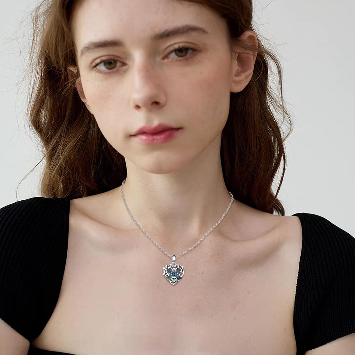Personalized Heart Locket Necklace 925 Sterling Silver That Holds Pictures Photo Keep Someone Near to You Custom Lockets Necklaces Letters Engraving for His Her