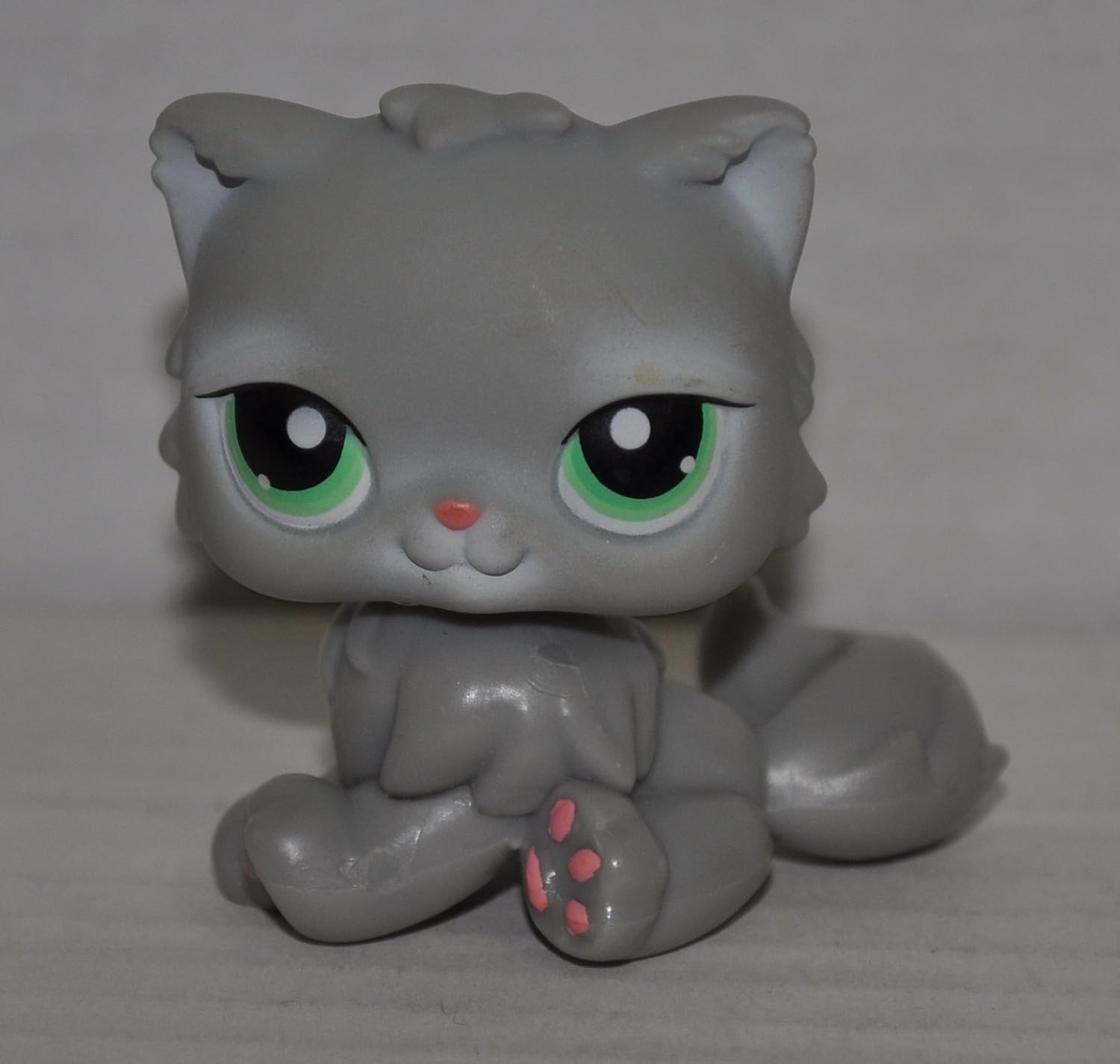 Persian #81 (Grey, Green Eyes) - Littlest Pet Shop (Retired) Collector Toy - LPS Collectible Replacement Figure - Loose (OOP Out of Package & Print)