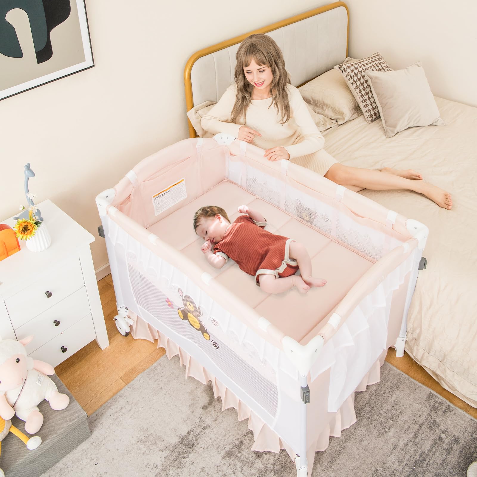 RELAX4LIFE Lettino da Campeggio con Lusso Baldacchino Zanzariera, Culla Neonato Fianco Letto con Materasso e Carillon, Ruote Bloccabili, per Bambini 0-36 Mesi (Rosa)